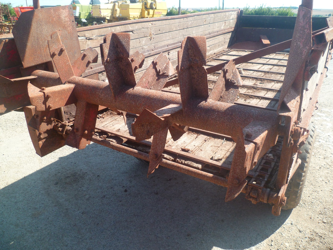 EPANDEUR A FUMIER 4.5 T JF