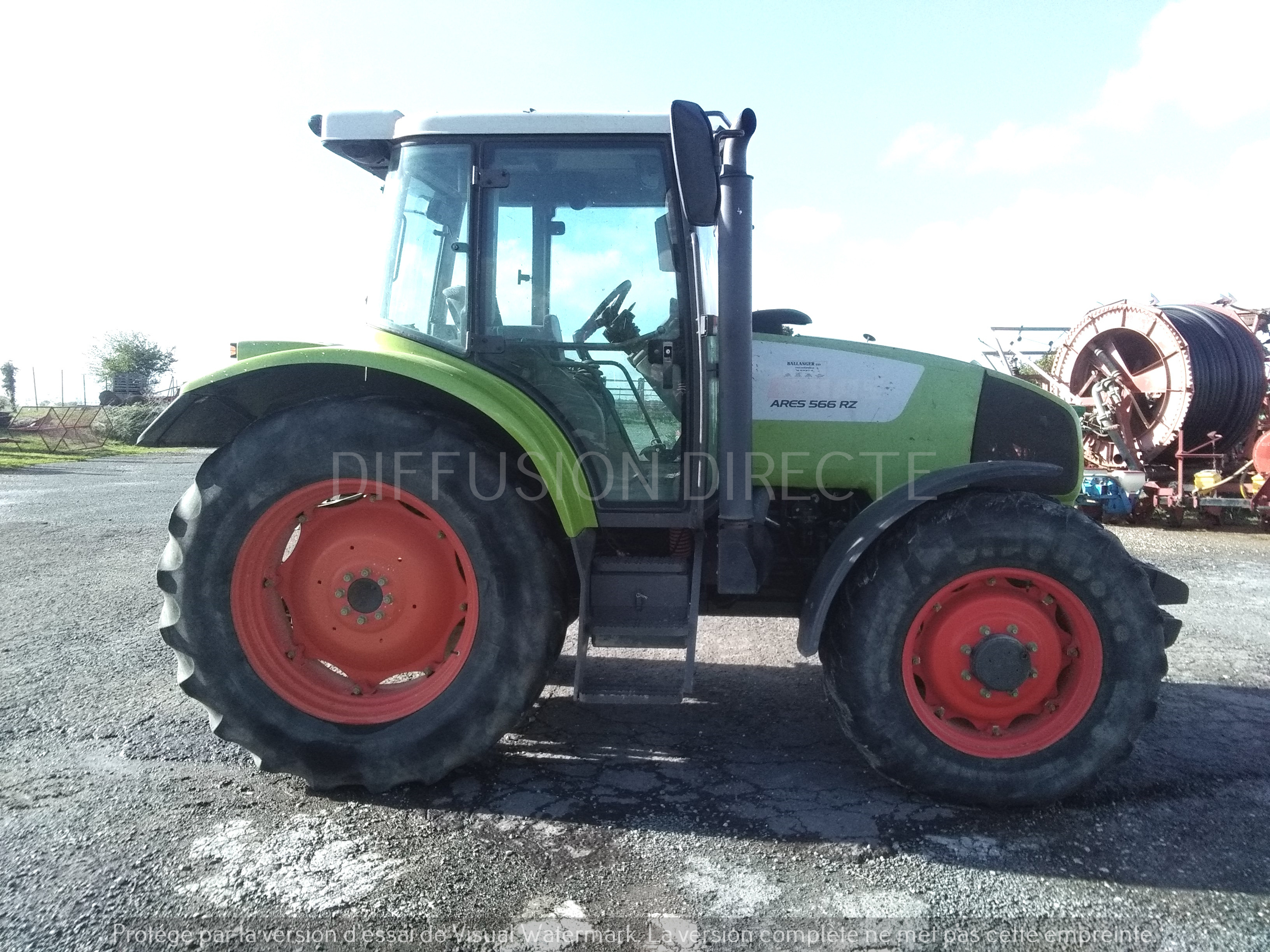 CLAAS TRACTEUR AGRICOLE ARES 566 RZ Tracteur