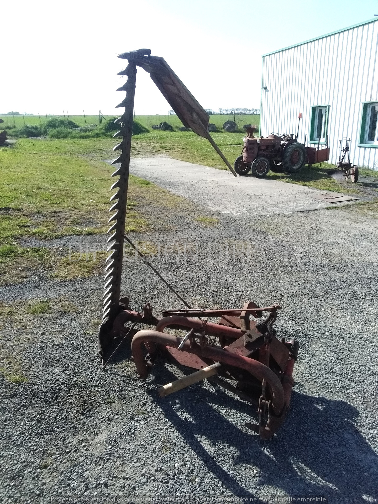 MASSEY FERGUSON FAUCHEUSE F 832 Faucheuse