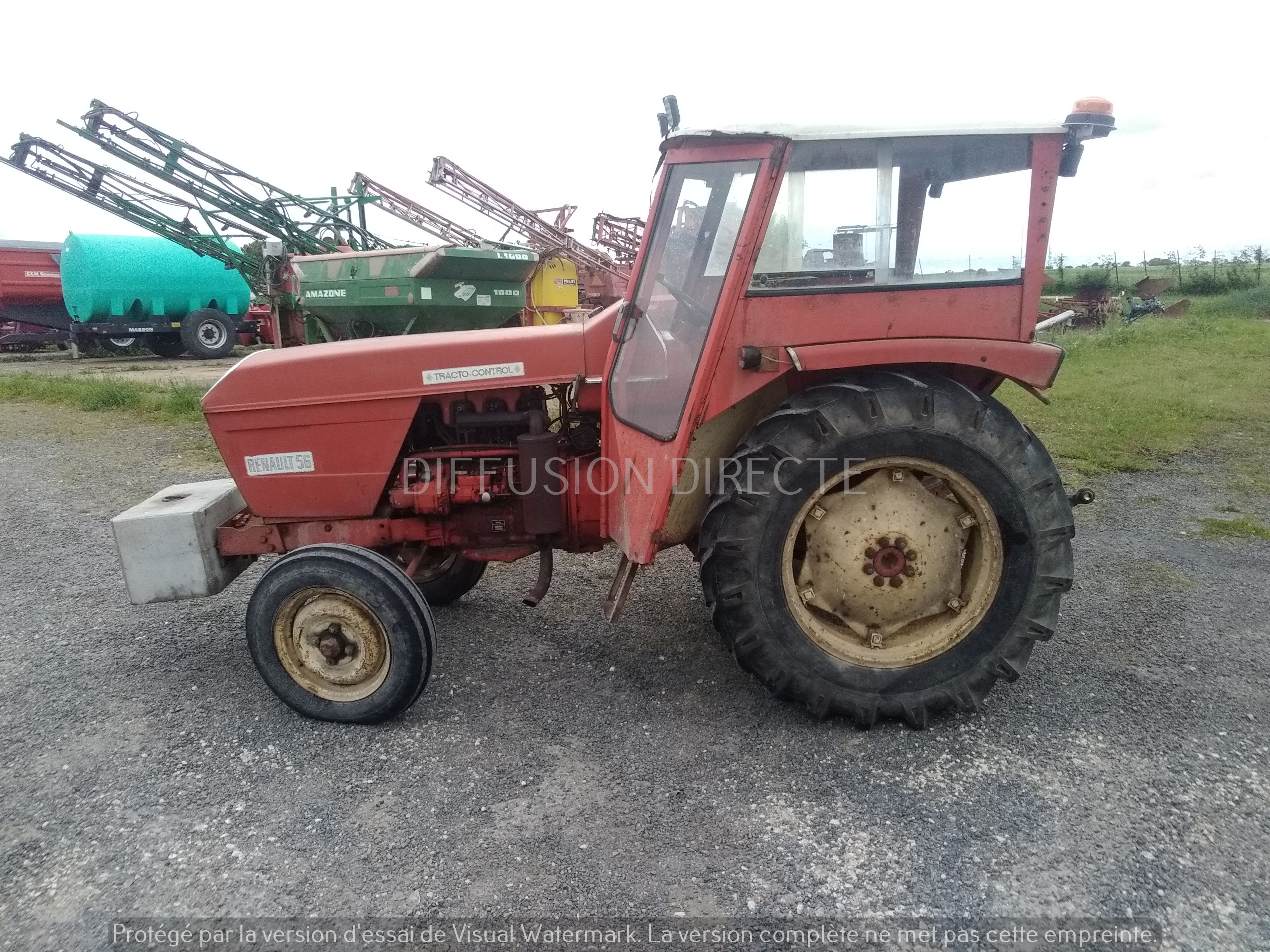 RENAULT TRACTEUR AGRICOLE 56 Tracteur