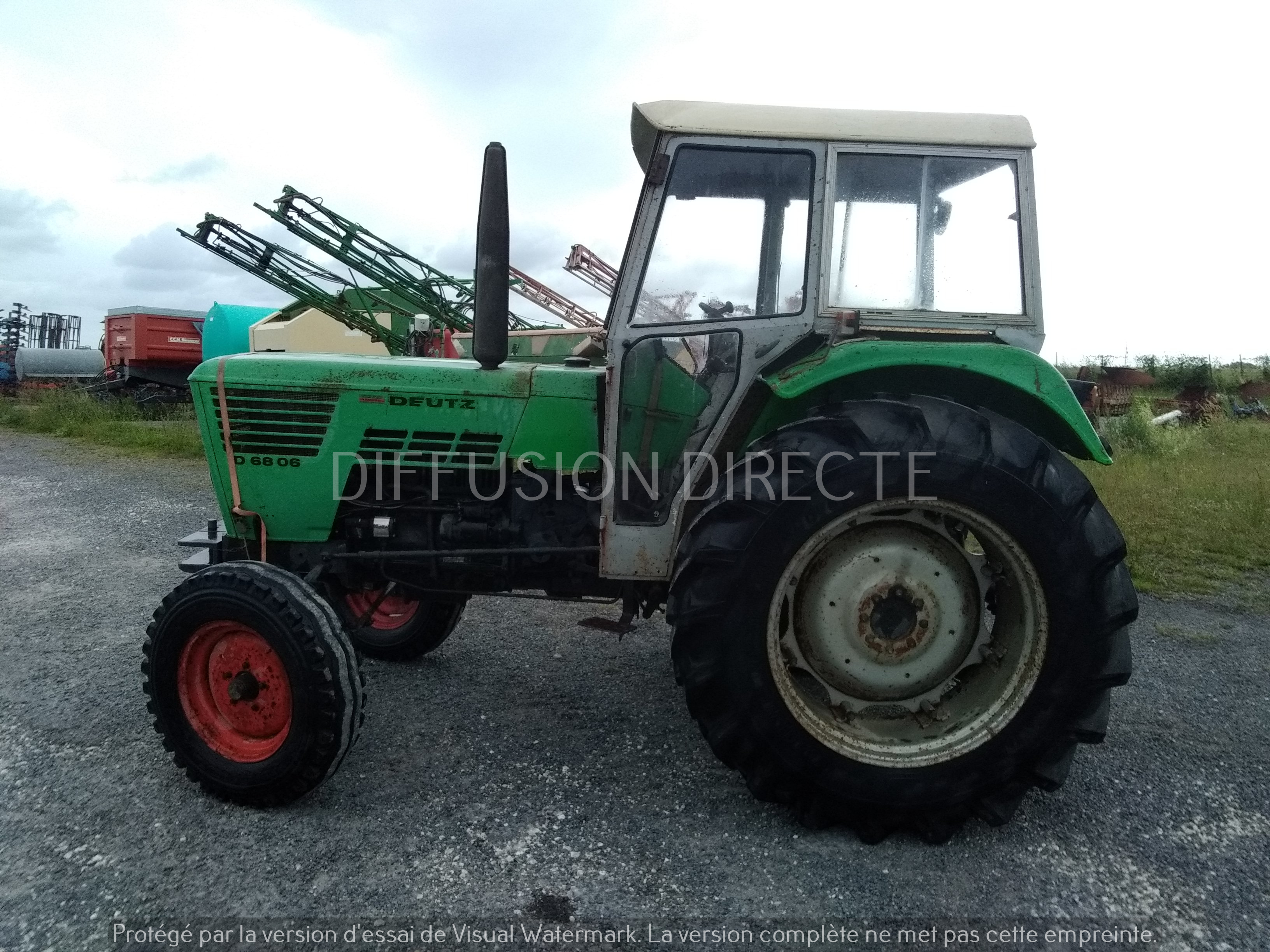 DEUTZ-FAHR TRACTEUR AGRICOLE 68-06 Tracteur