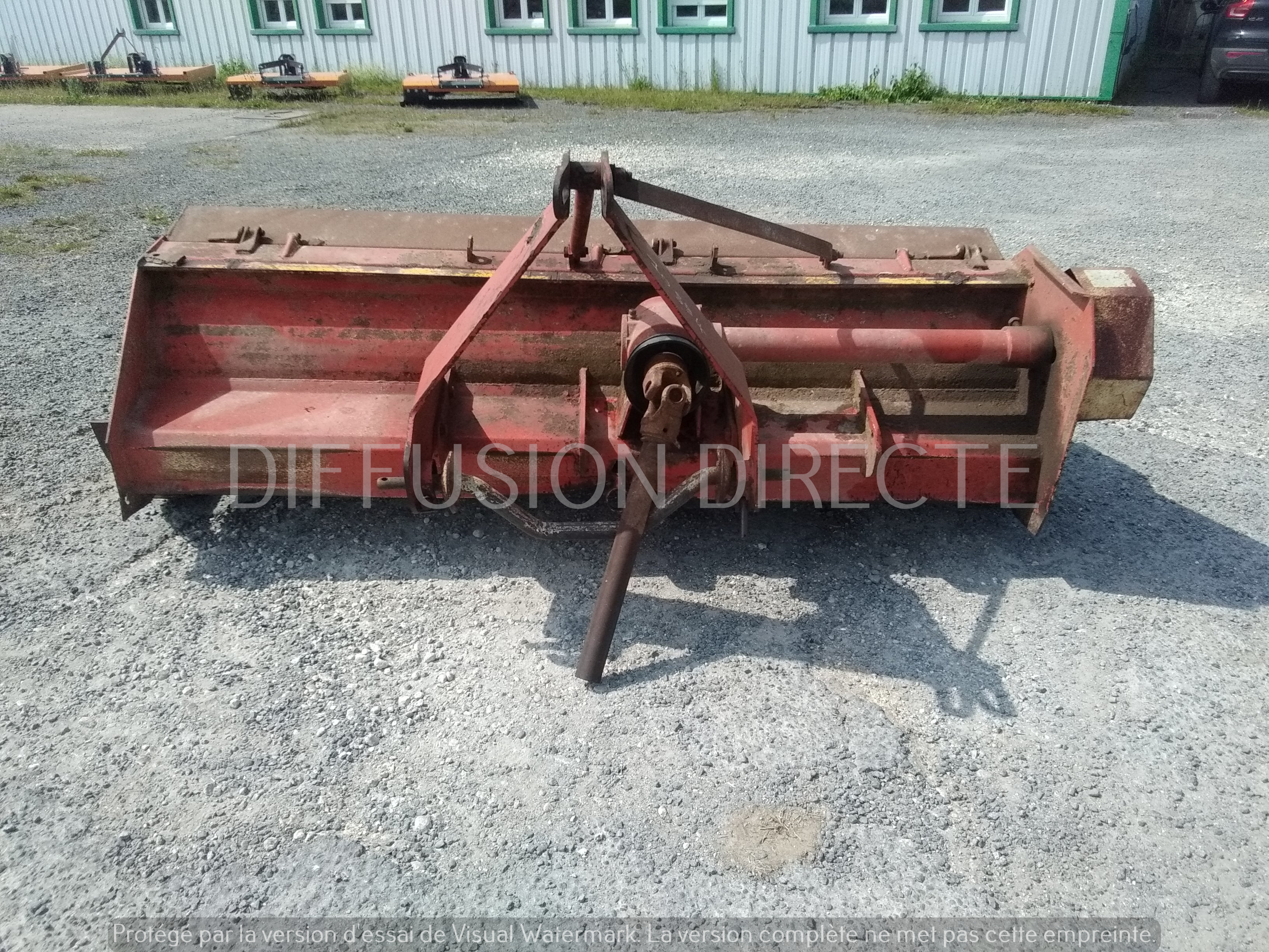 SPITOR BROYEUR A AXE HORIZONTAL 260 Broyeur - Gyro - Epareuse