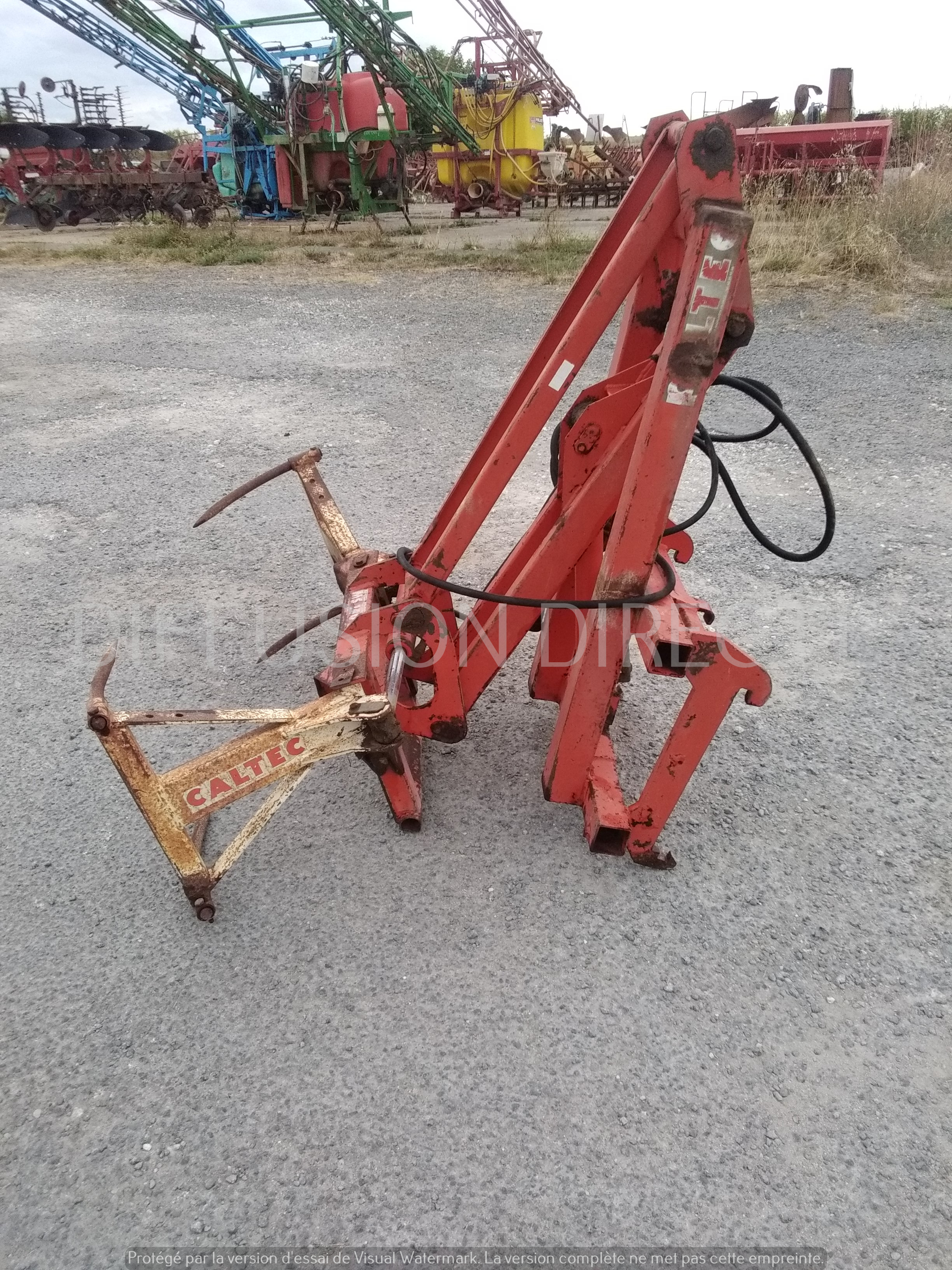 CALTEC SURELEVATEUR DE BOTTES 140 G Divers