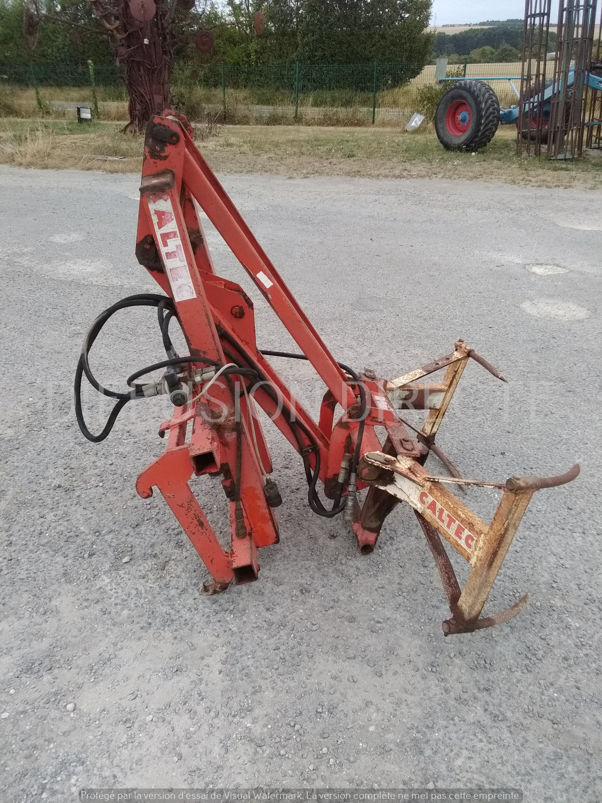 CALTEC SURELEVATEUR DE BOTTES 140 G Divers