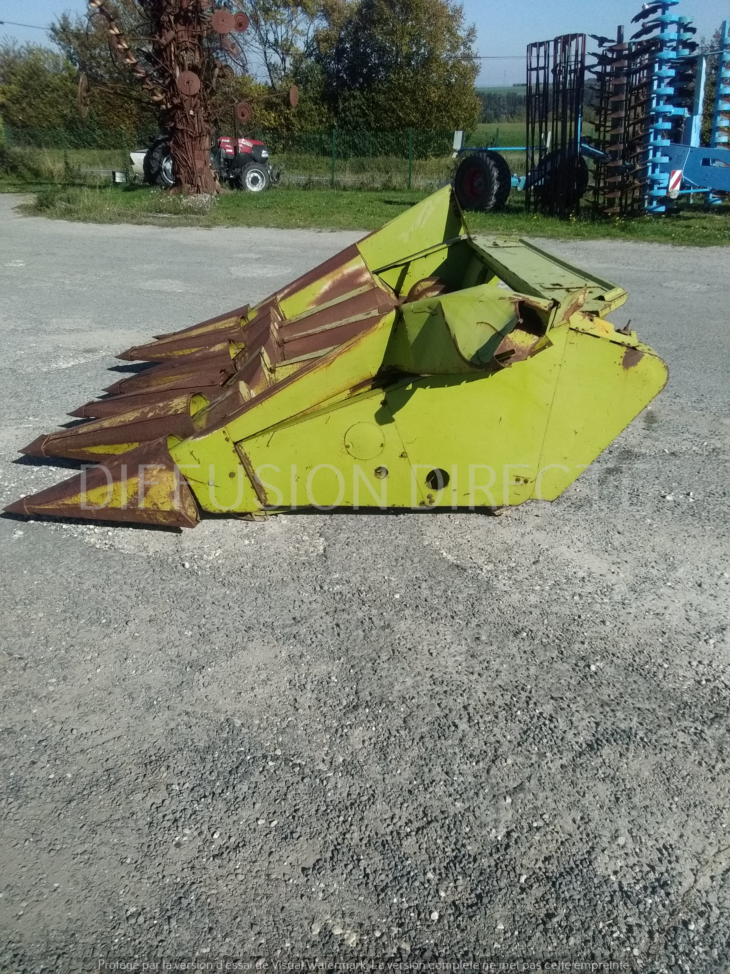 CLAAS CUEILLEUR POUR MOISSONNEUSE 2841 Cueilleur - Coupe - Accessoires