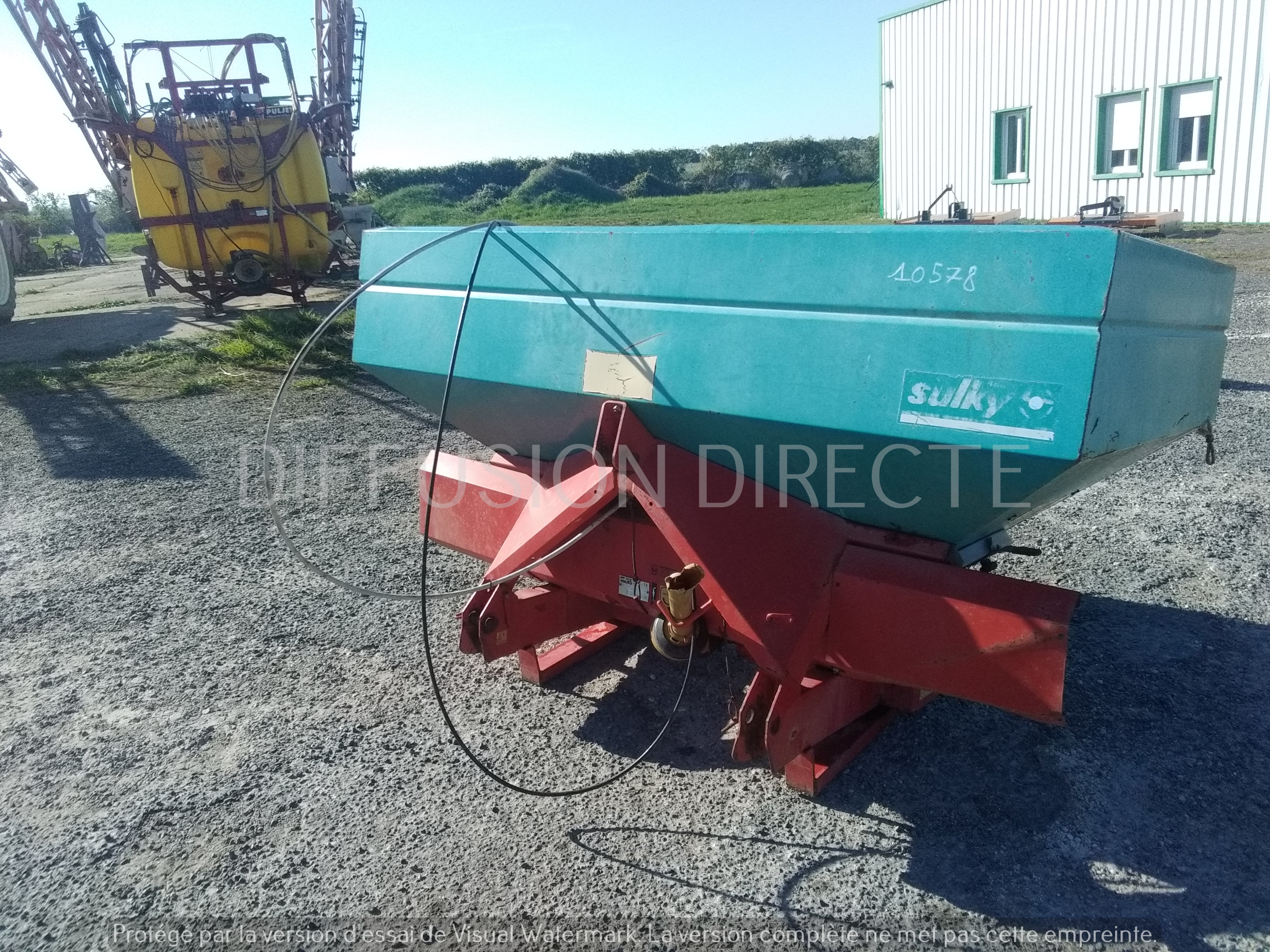 SULKY DISTRIBUTEUR D'ENGRAIS DPX 1155 Distributeur d'Engrais