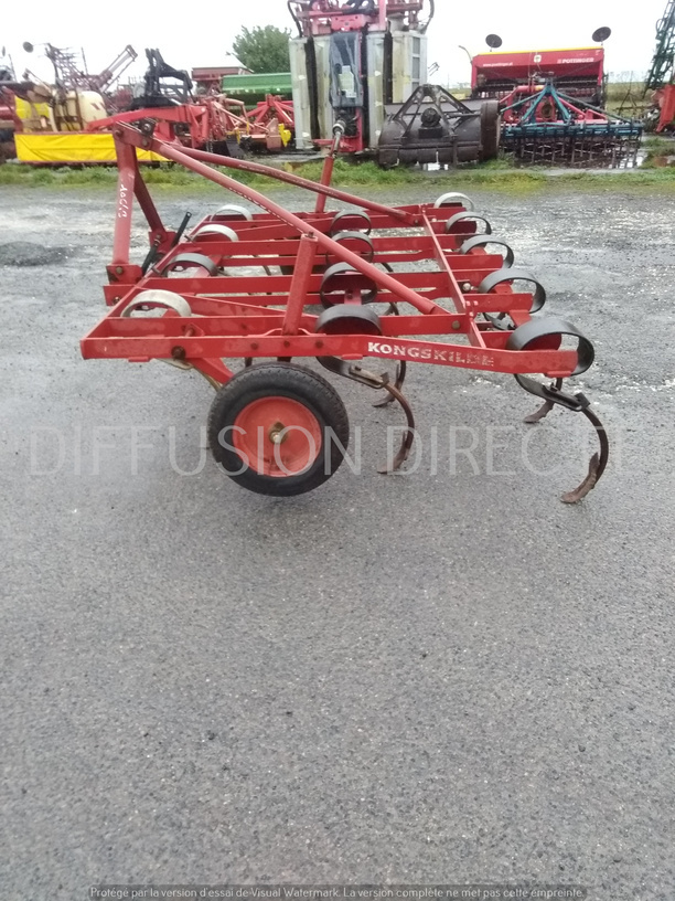 KONGSKILDE VIBROFLEX VF 313 Déchaumeur