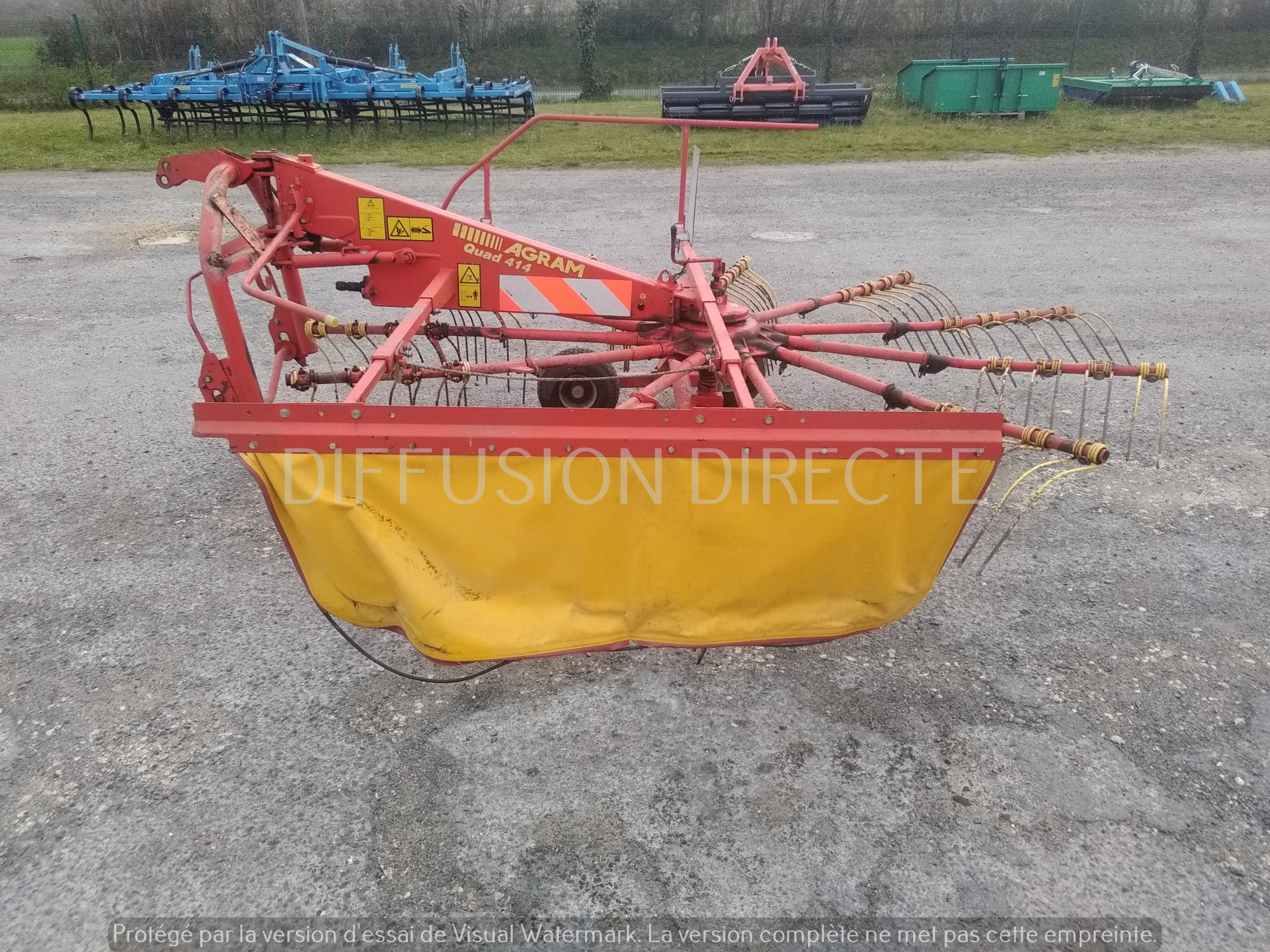 AGRAM ANDAINEUR QUAD 414 Faneur - Andaineur