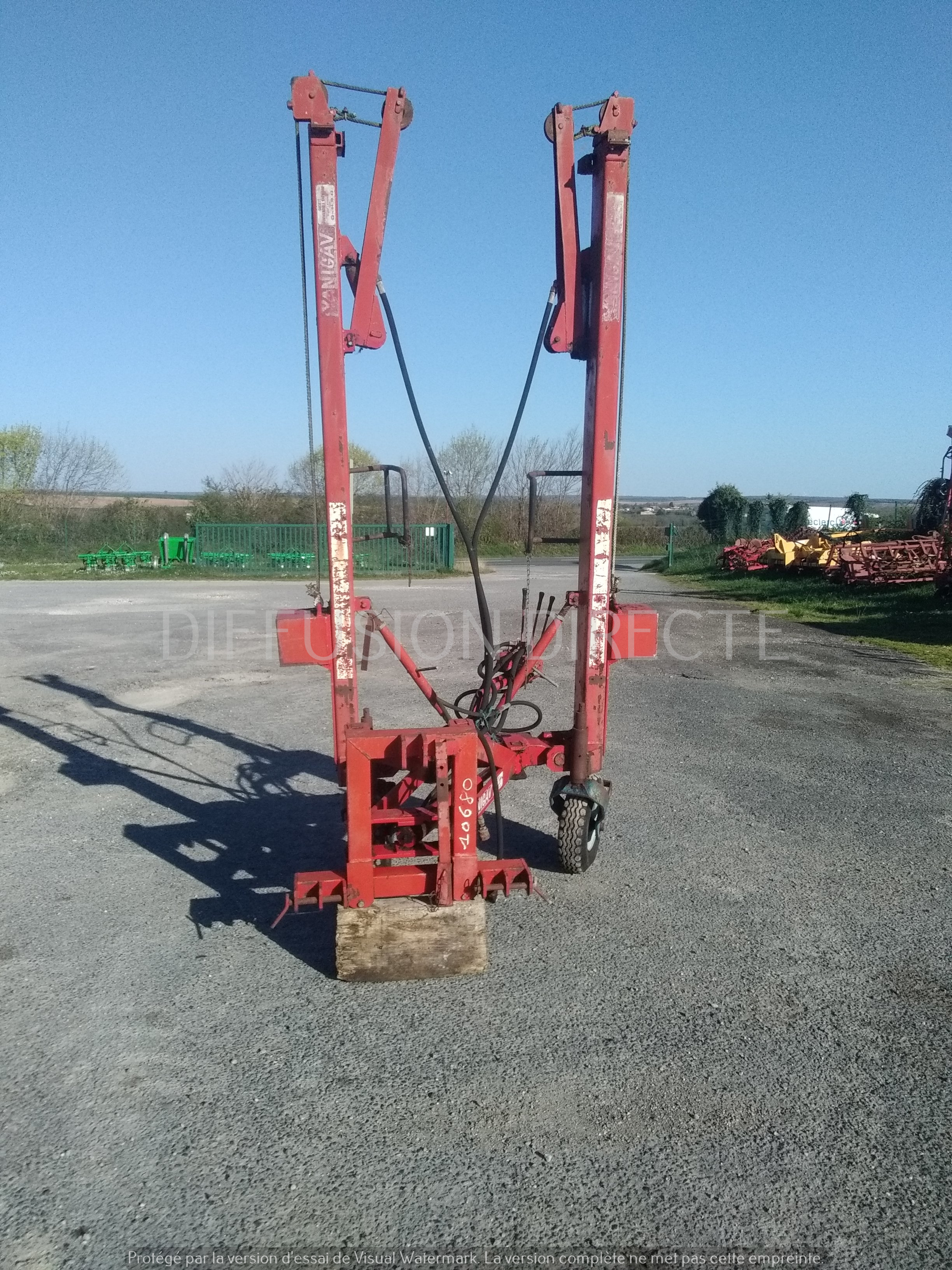 YANIGAV ENFONCE PIEUX 2R Divers