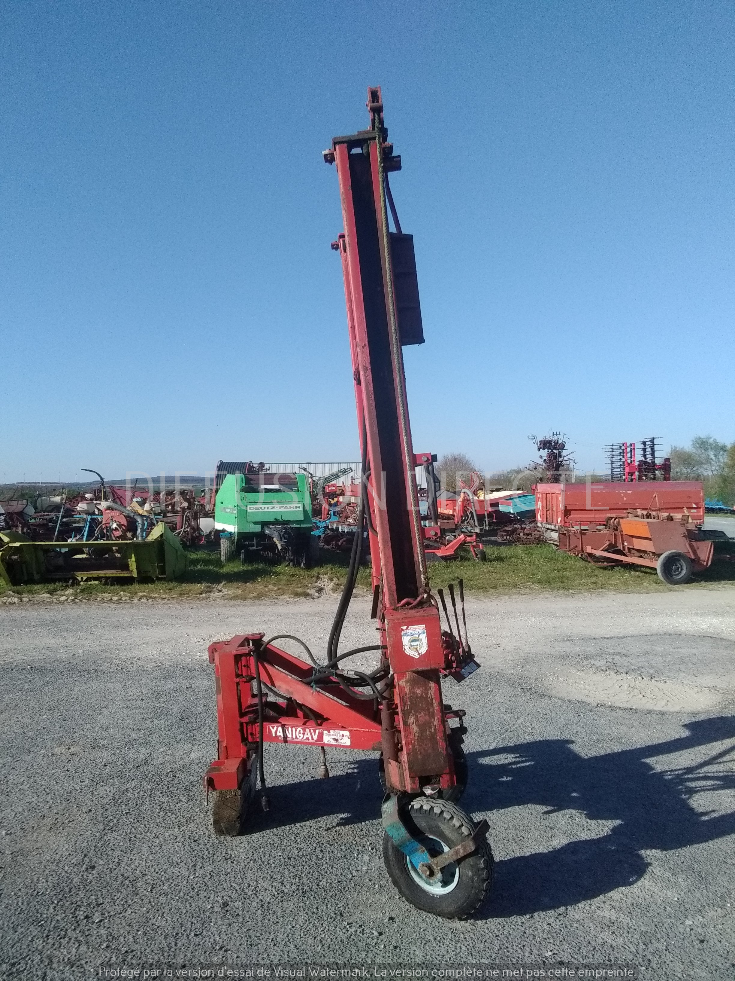 YANIGAV ENFONCE PIEUX 2R Divers