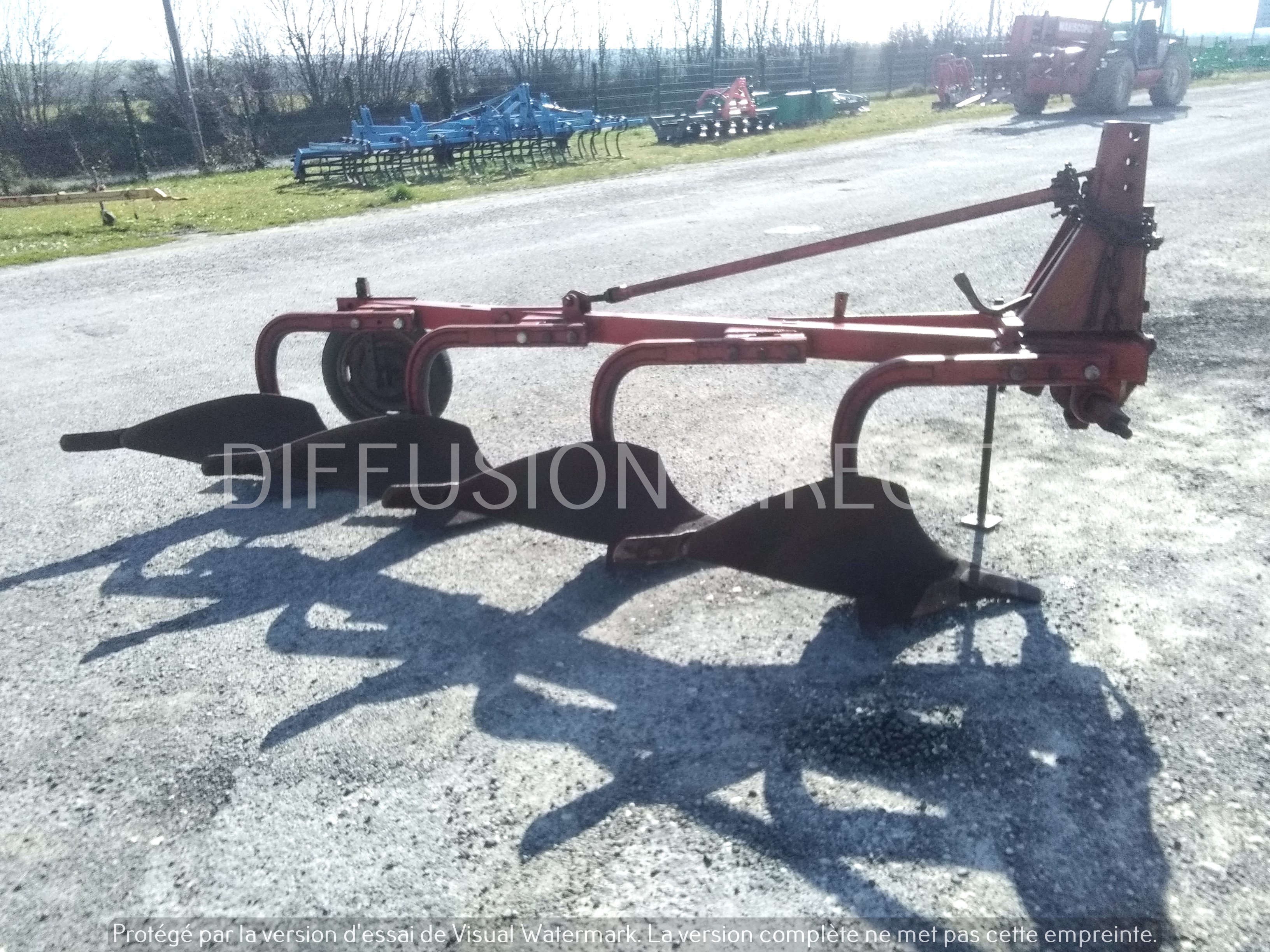 HUARD CHARRUE MF 160 Charrue