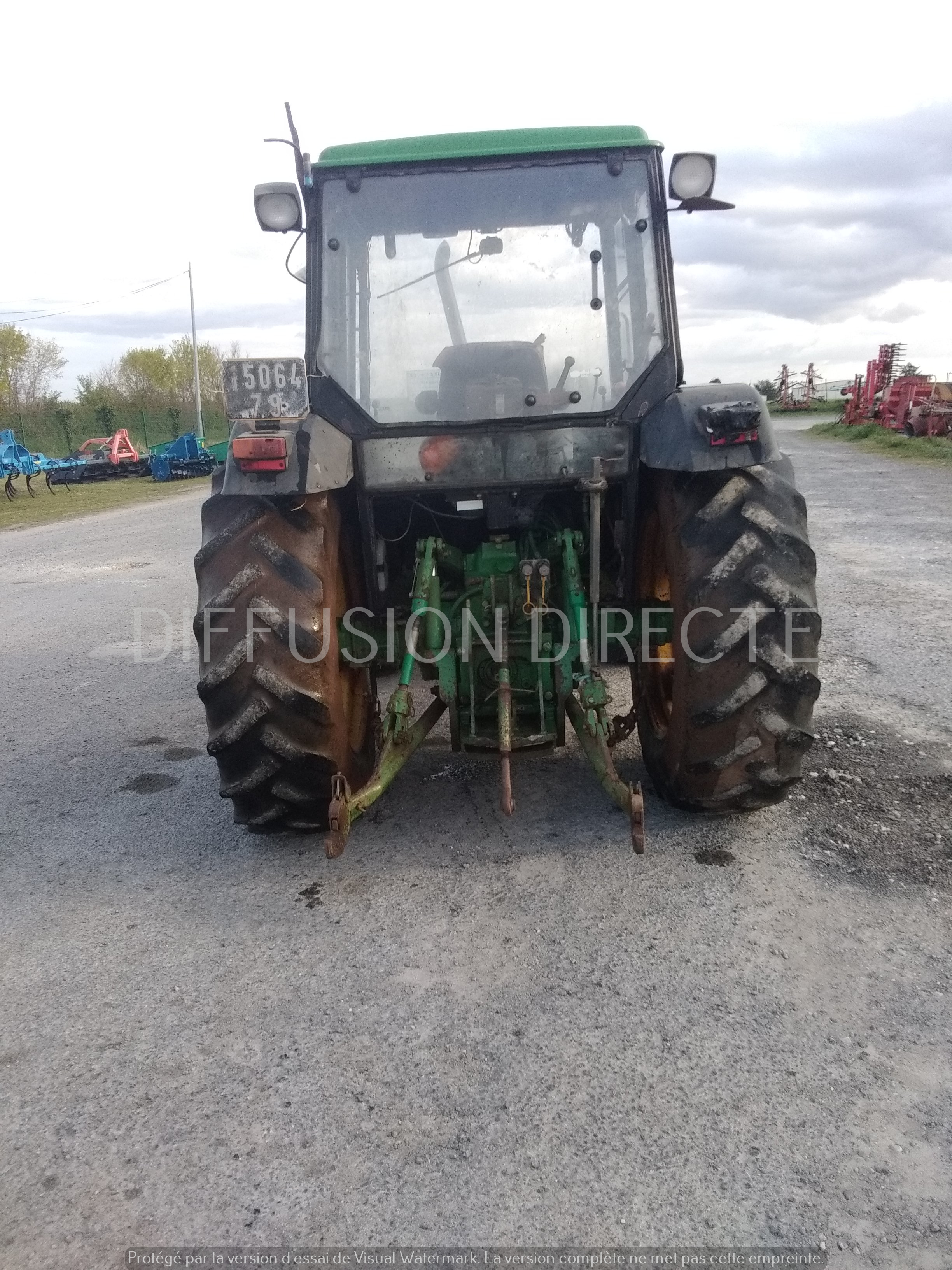 JOHN DEERE TRACTEUR AGRICOLE 2850 Tracteur
