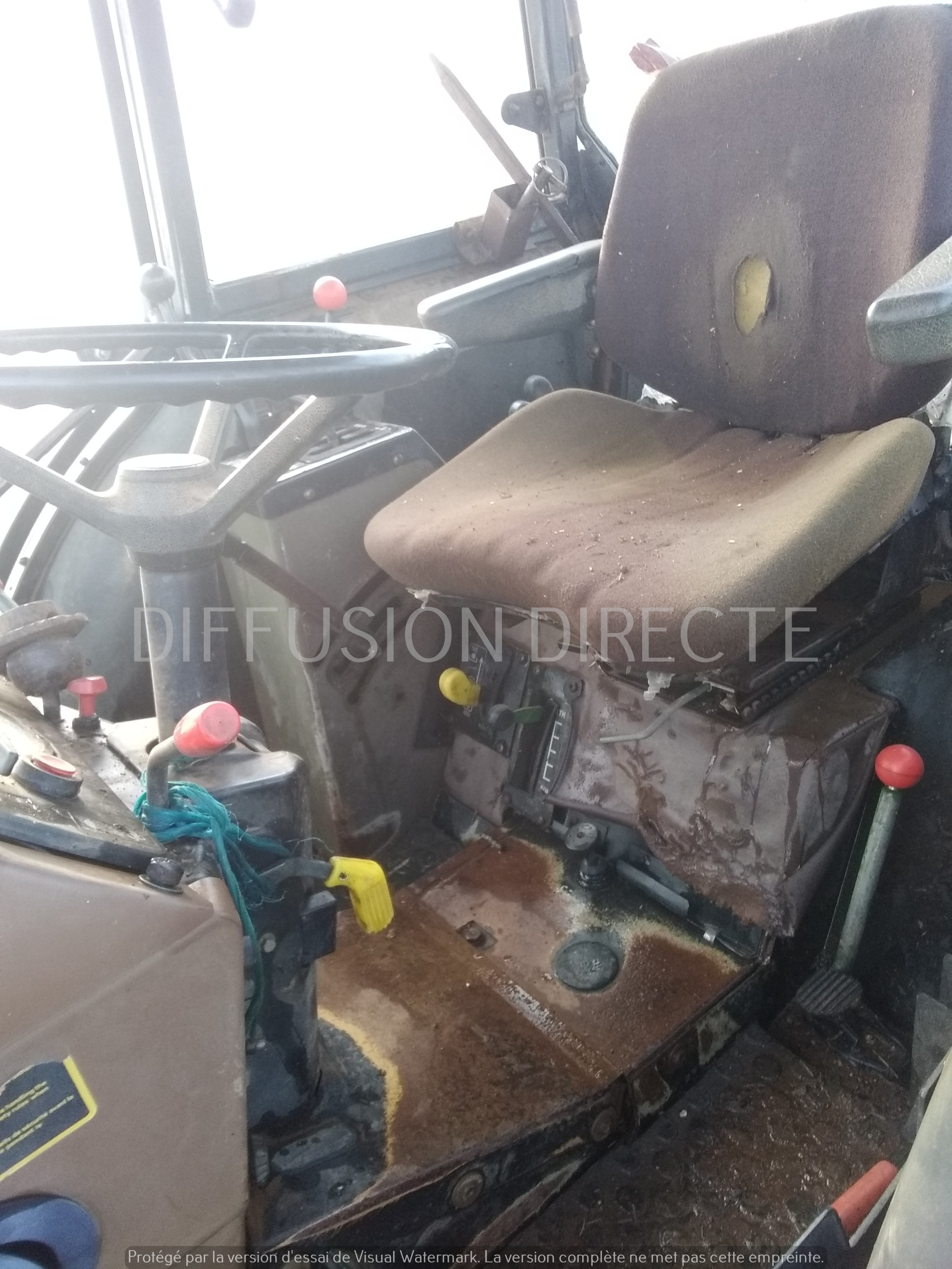 JOHN DEERE TRACTEUR AGRICOLE 2850 Tracteur