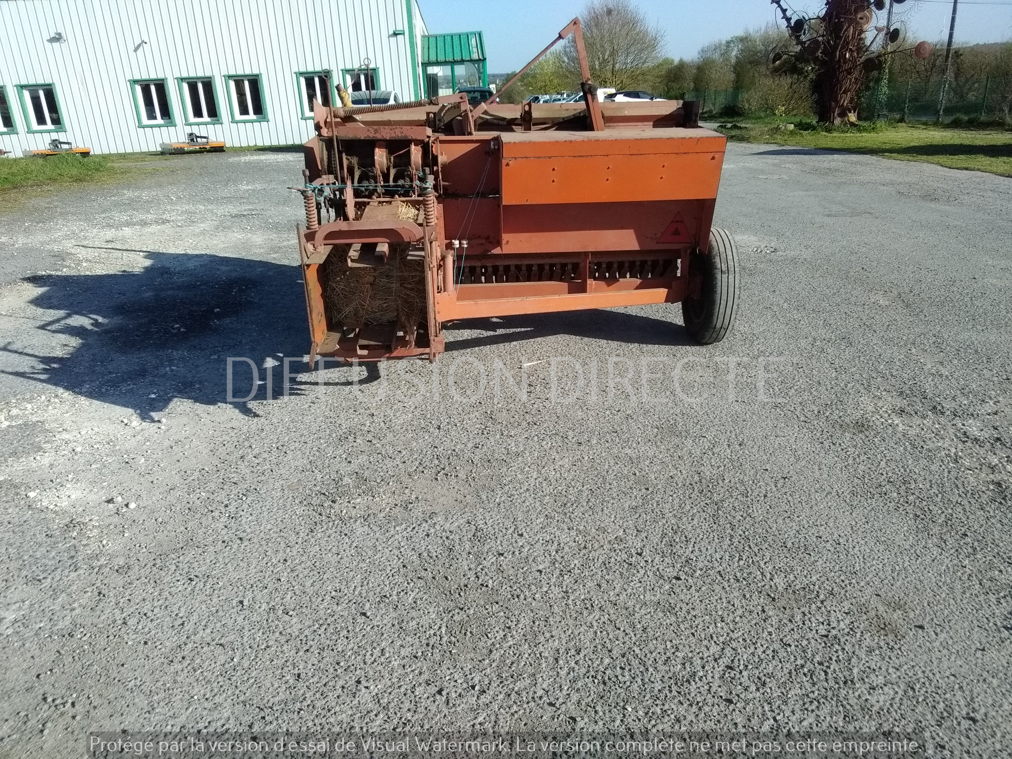 SOMECA PRESSE MOYENNE DENSITE 3500 Presse - Round Baller