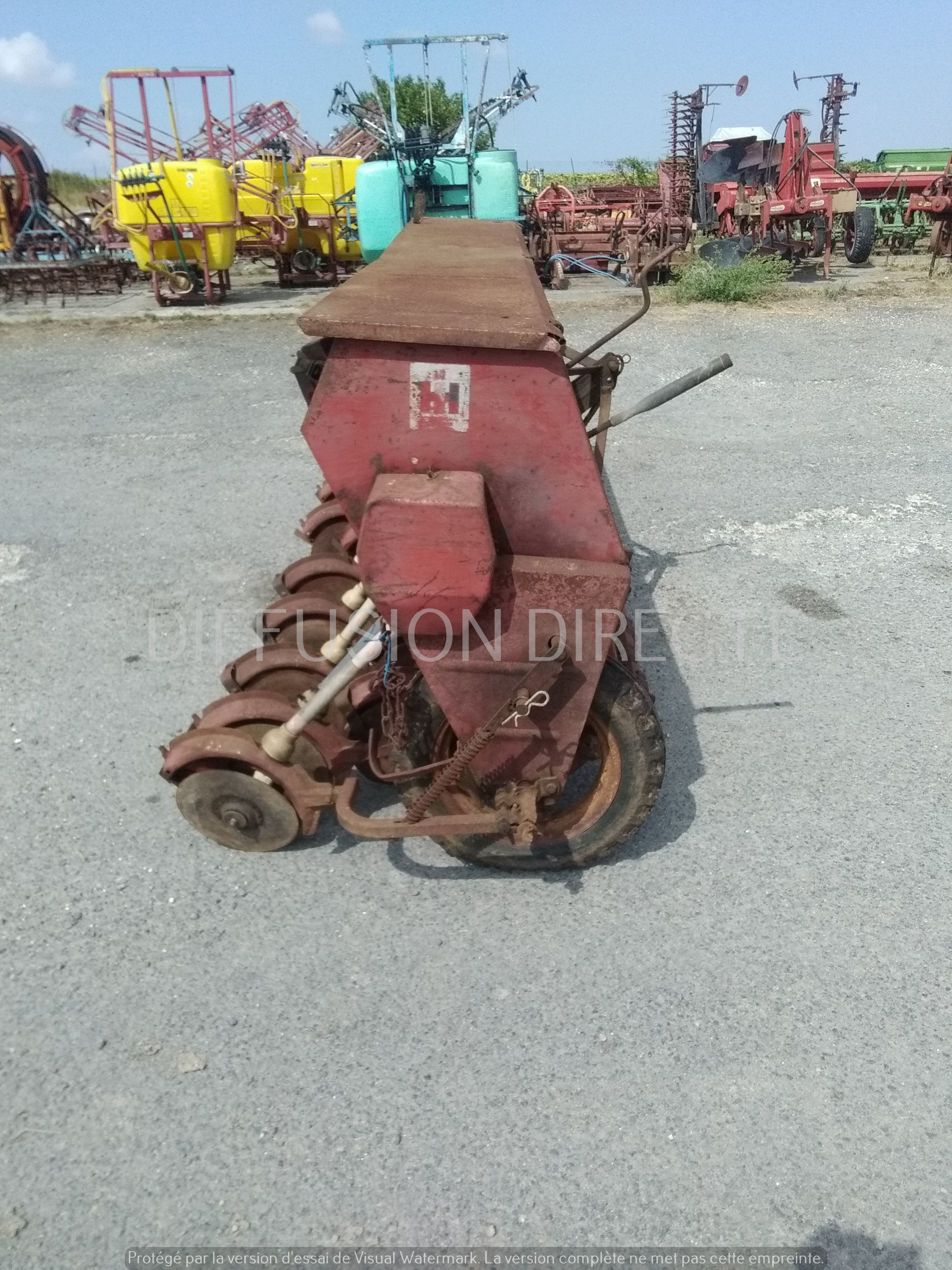 CASE IH SEMOIR EN LIGNE 3M Semoir en Ligne