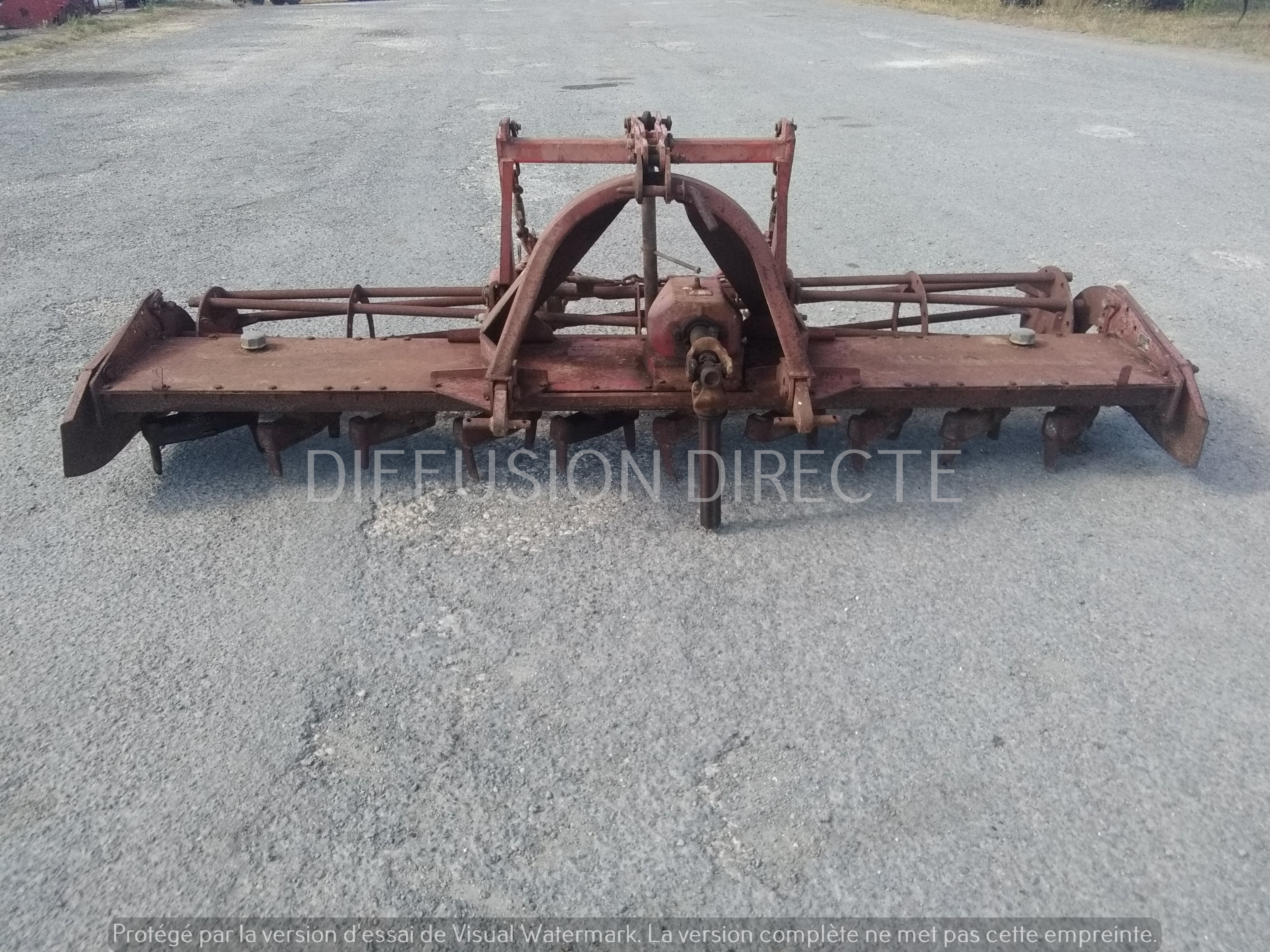 KUHN HERSE ROTATIVE BELRECOLT RB 301 Herse Rotative