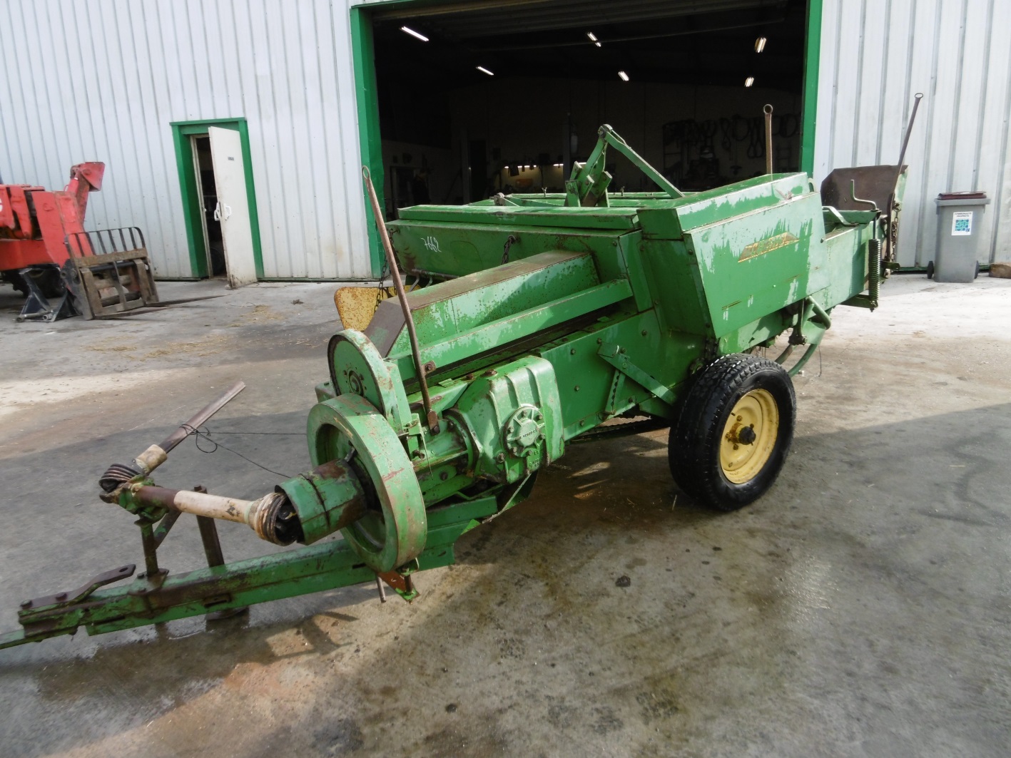 Presse foin moyenne densite