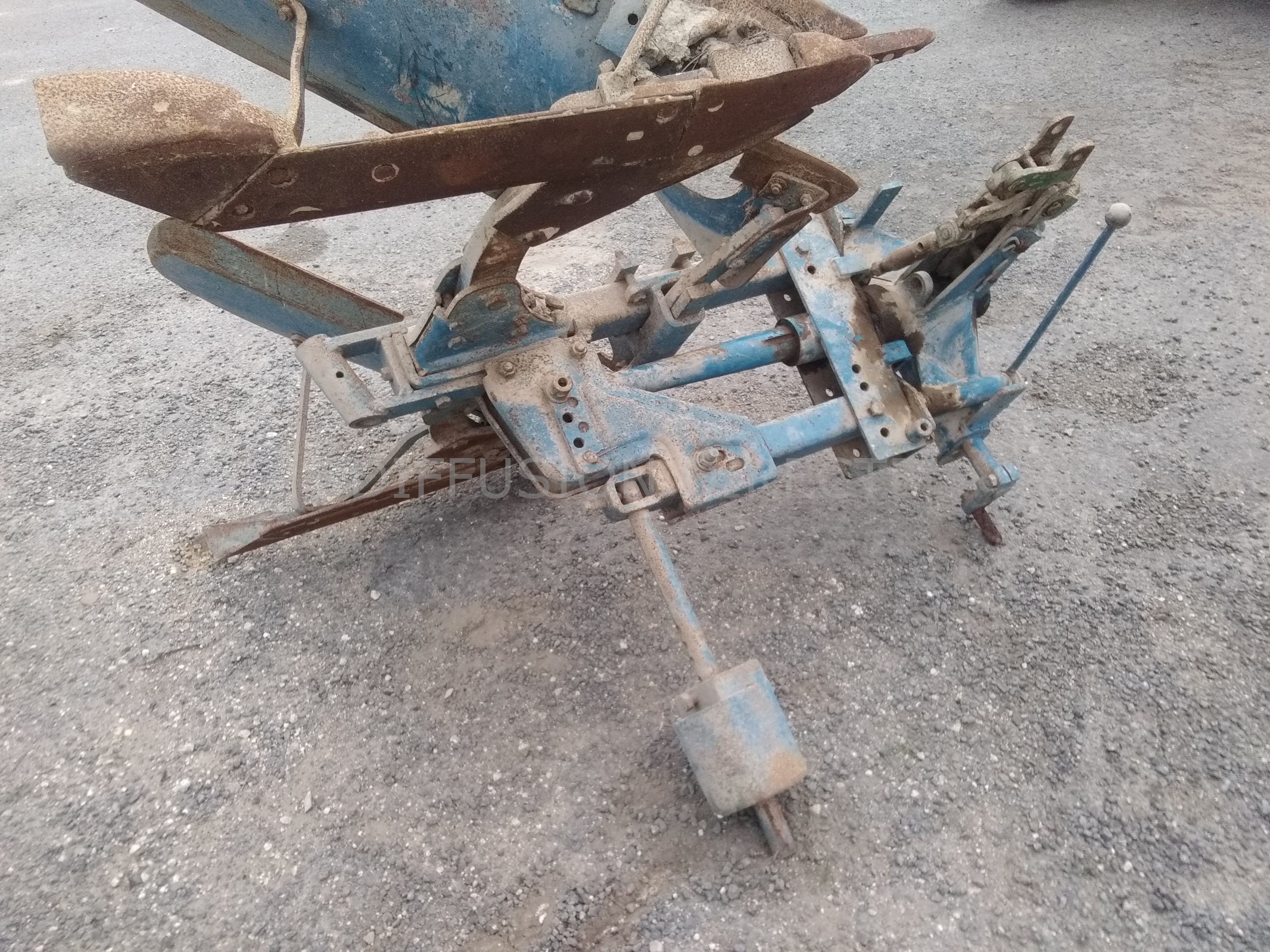 VIAUD CHARRUE C 56 L Charrue