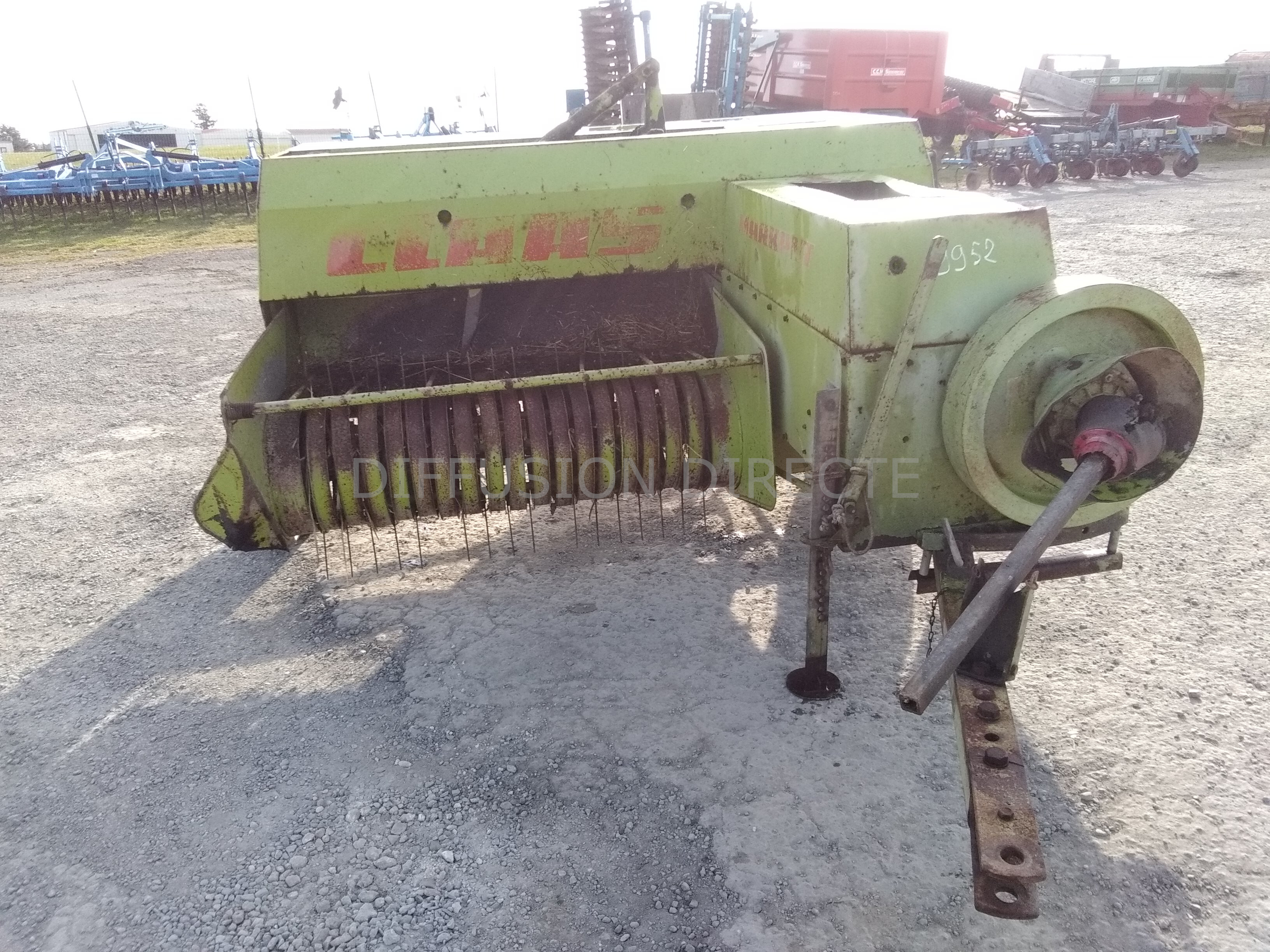 CLAAS PRESSE MOYENNE DENSITE MARKANT Presse - Round Baller