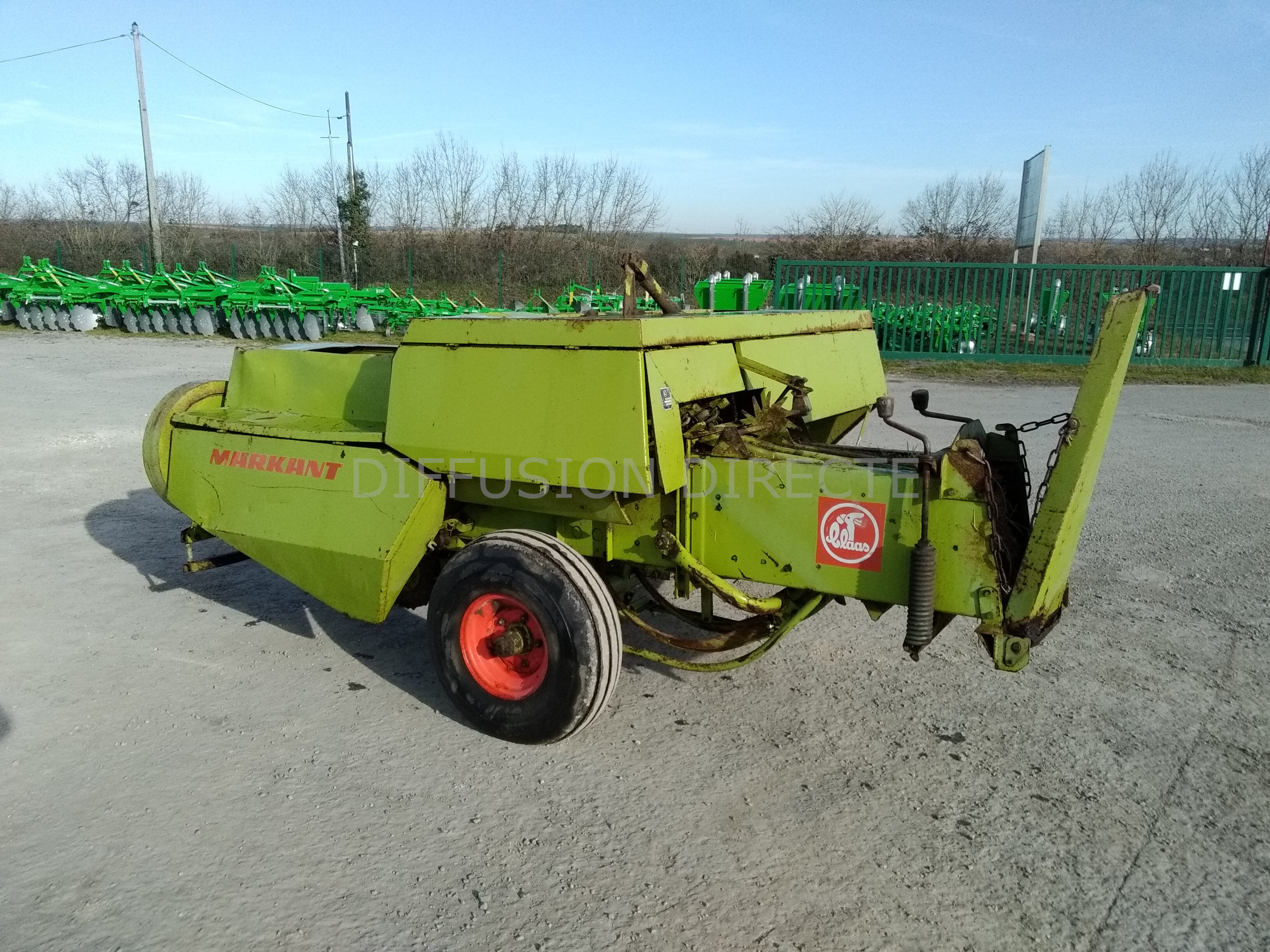 CLAAS PRESSE MOYENNE DENSITE MARKANT Presse - Round Baller
