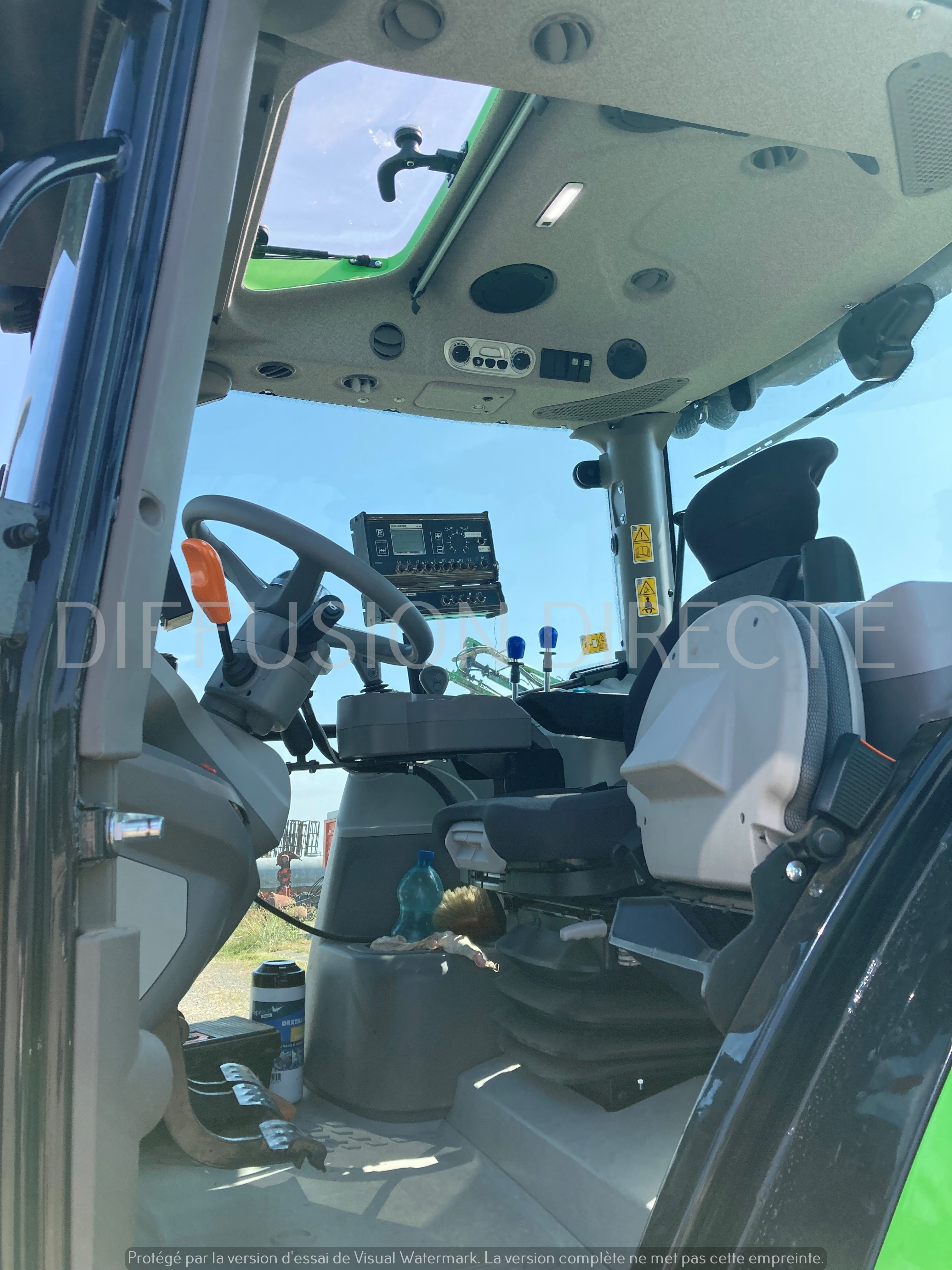 DEUTZ-FAHR TRACTEUR AGRICOLE 6125 C RV SHIFT Tracteur