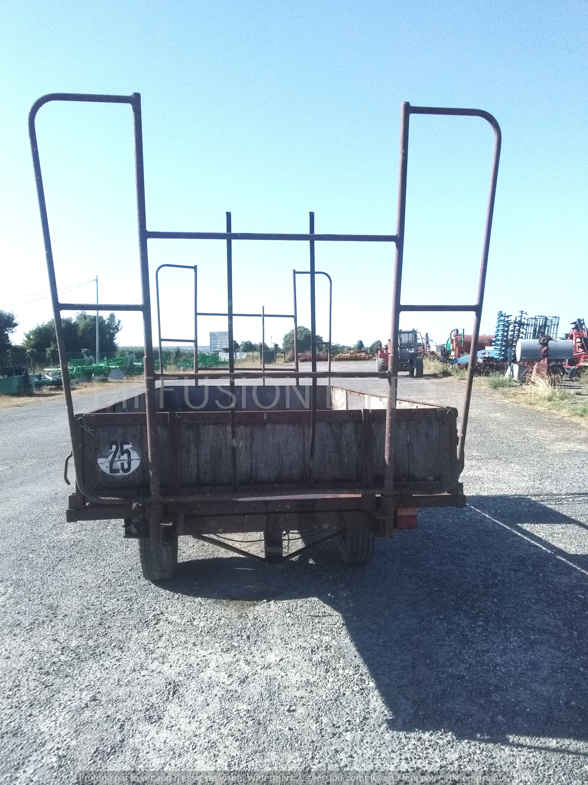 SIMONNEAU BENNE FOURRAGERE 3.5 T Benne - Remorque