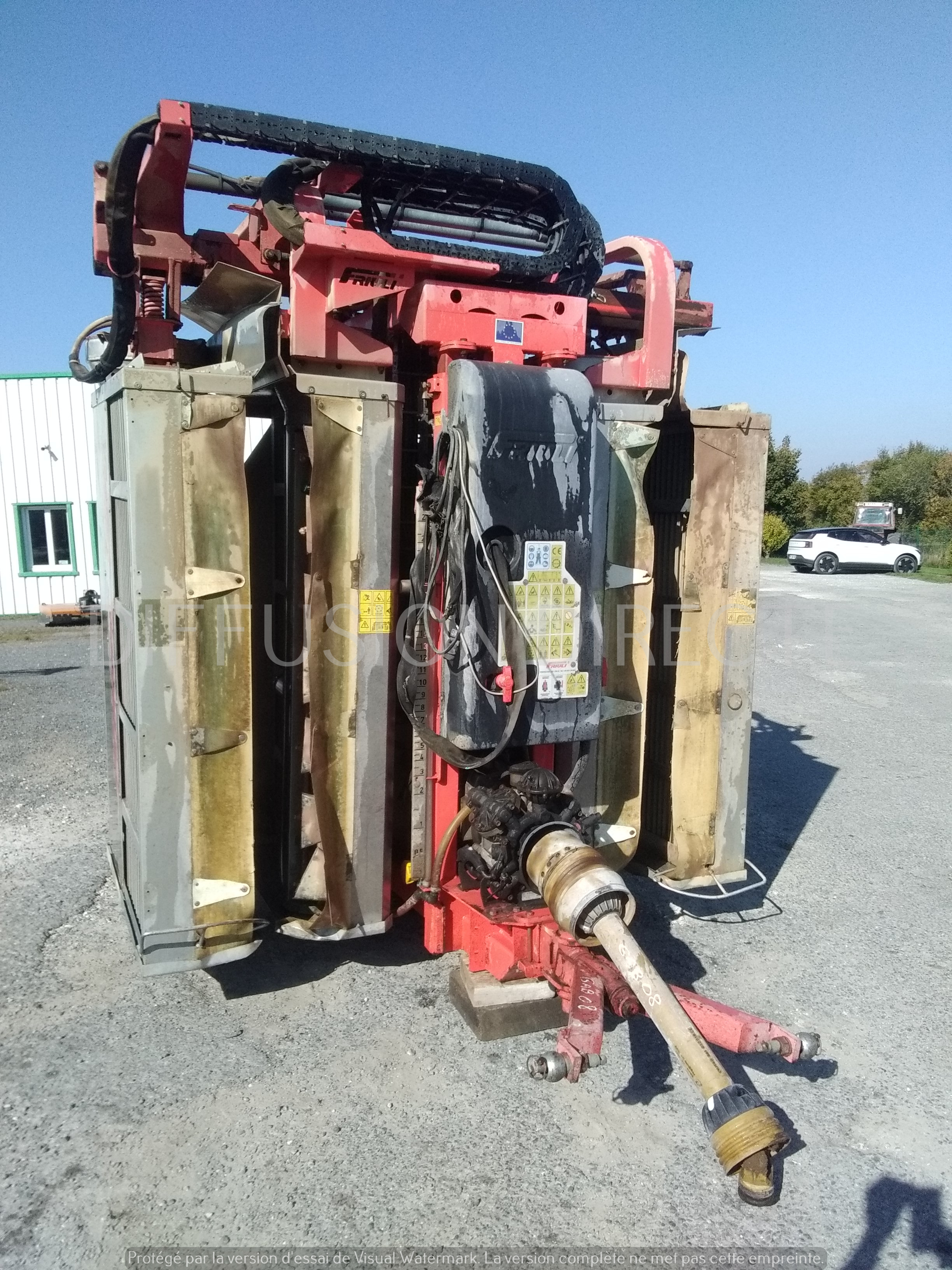 FRIULI PULVERISATEUR TRAINE DRIFT RECOVERY Pulvérisateur