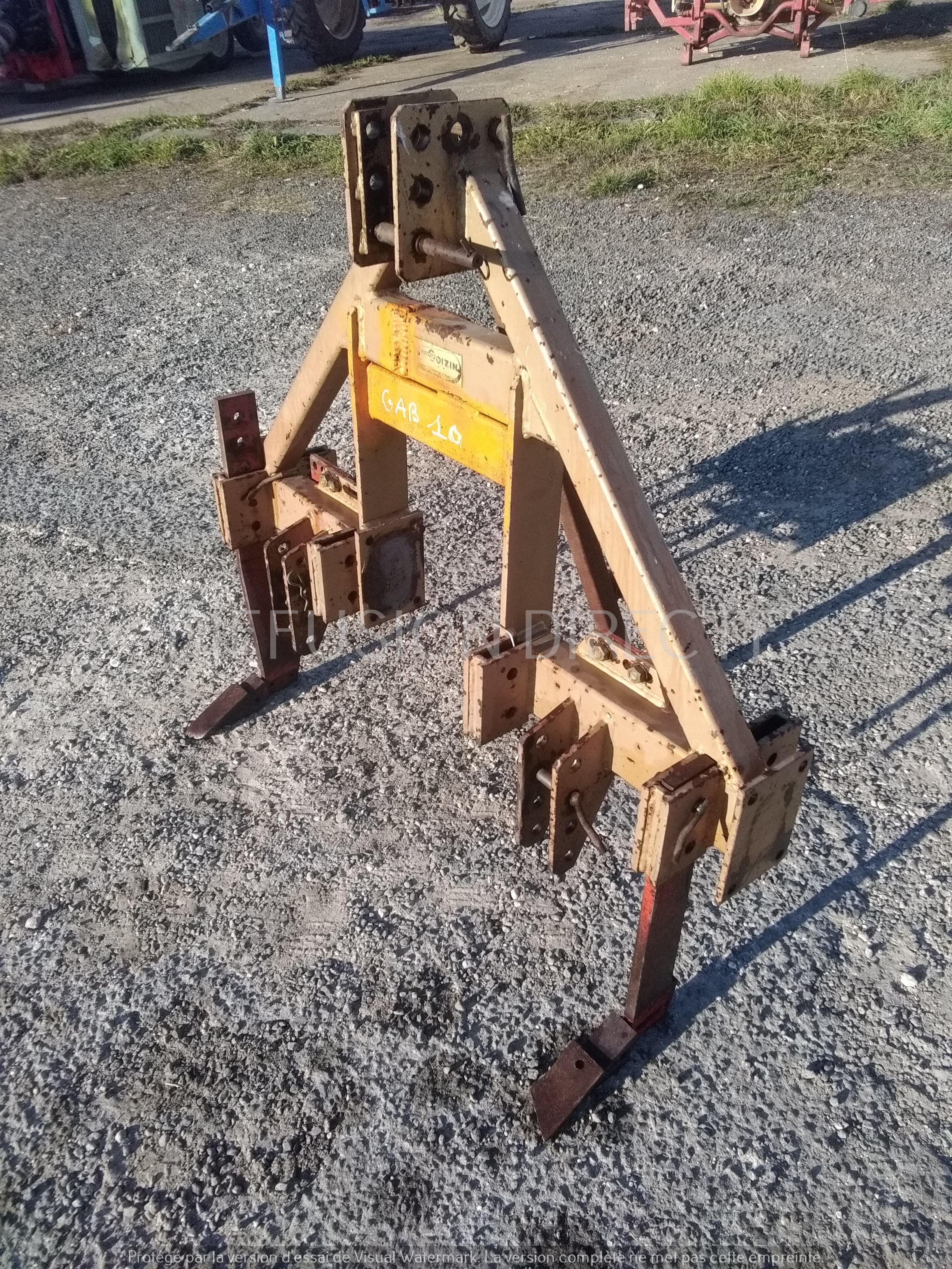 GOIZIN DECOMPACTEUR 9 V V Déchaumeur