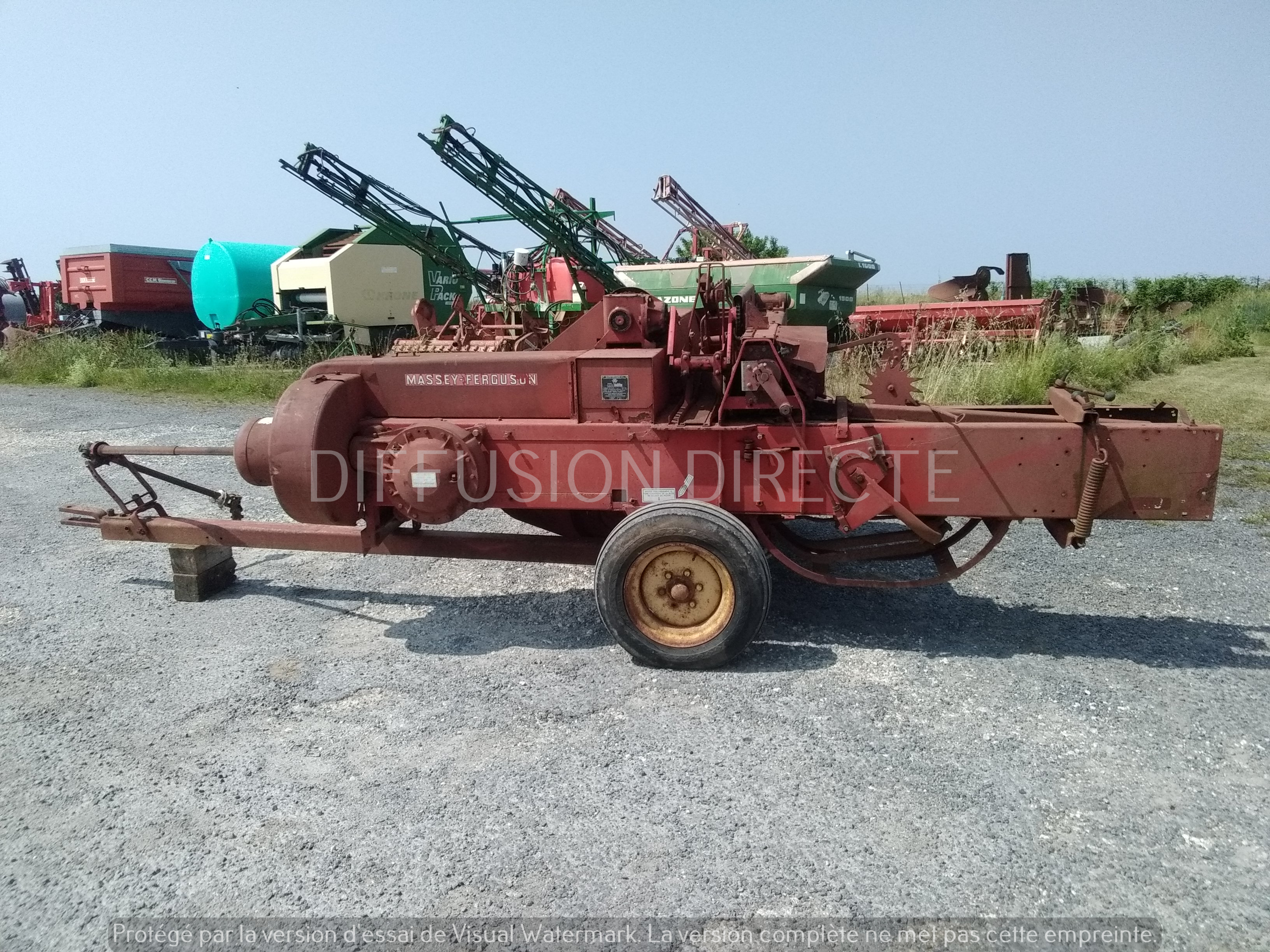 MASSEY FERGUSON PRESSE MOYENNE DENSITE 20-8 Presse - Round Baller