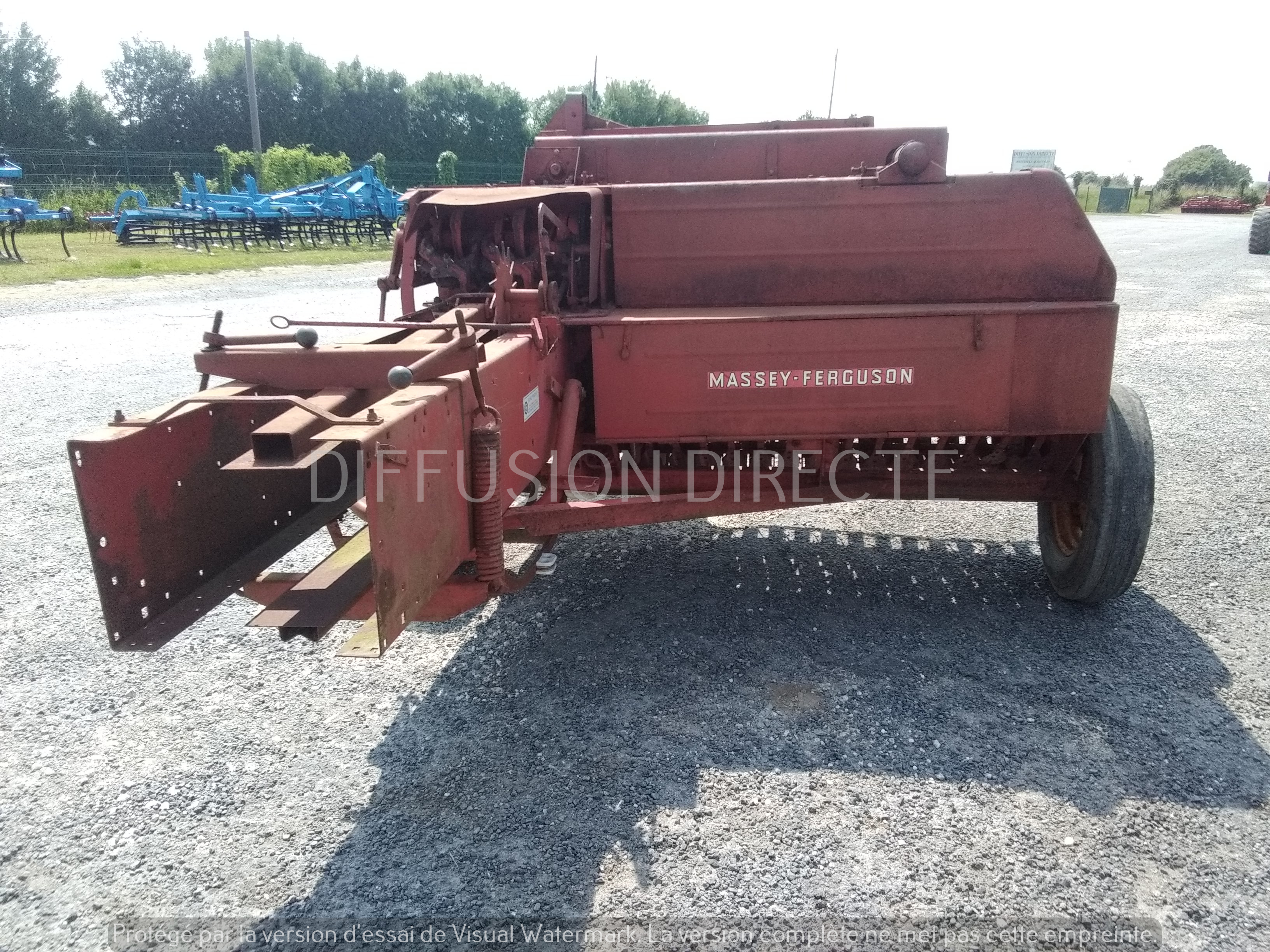 MASSEY FERGUSON PRESSE MOYENNE DENSITE 20-8 Presse - Round Baller