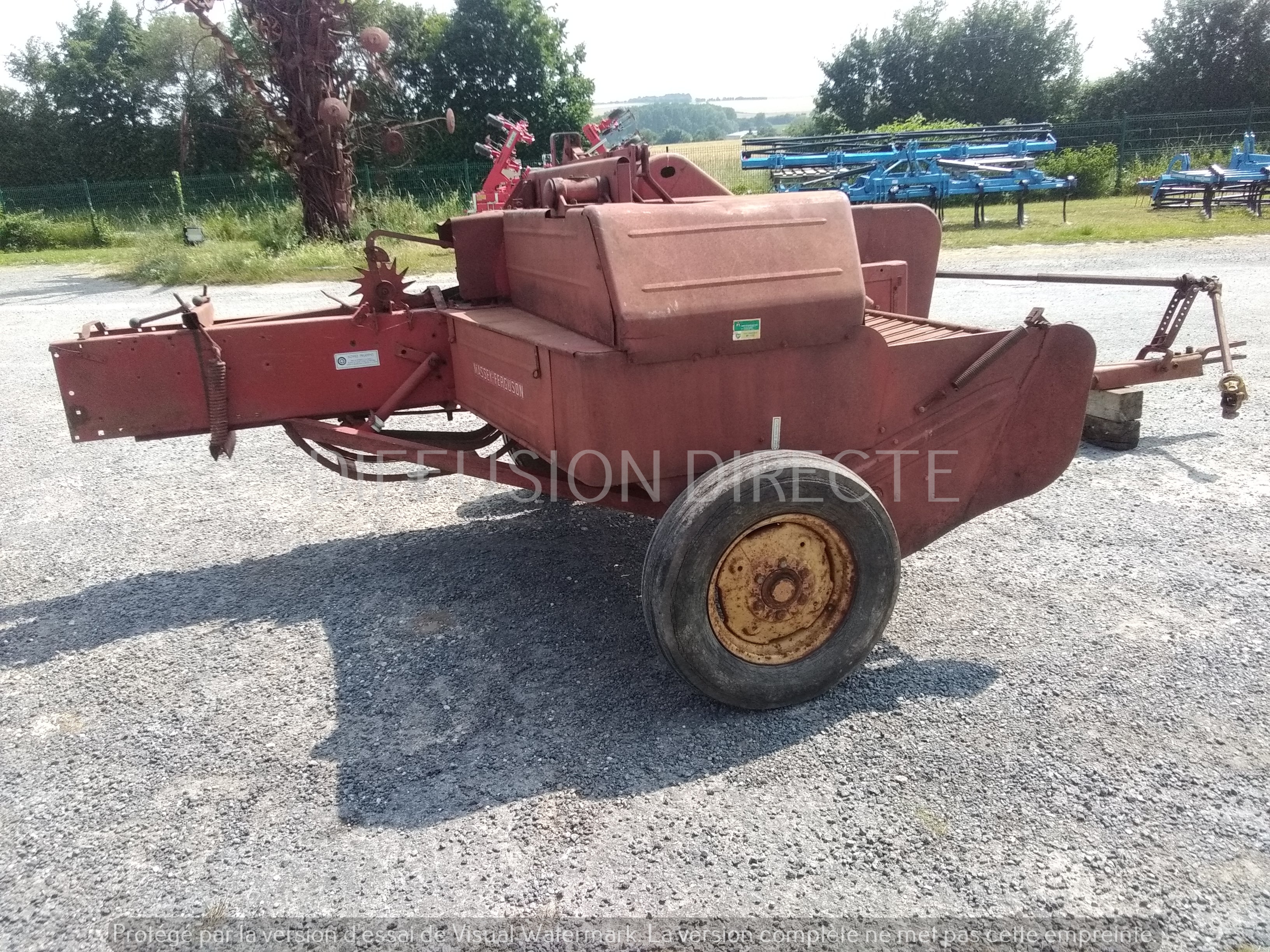 MASSEY FERGUSON PRESSE MOYENNE DENSITE 20-8 Presse - Round Baller