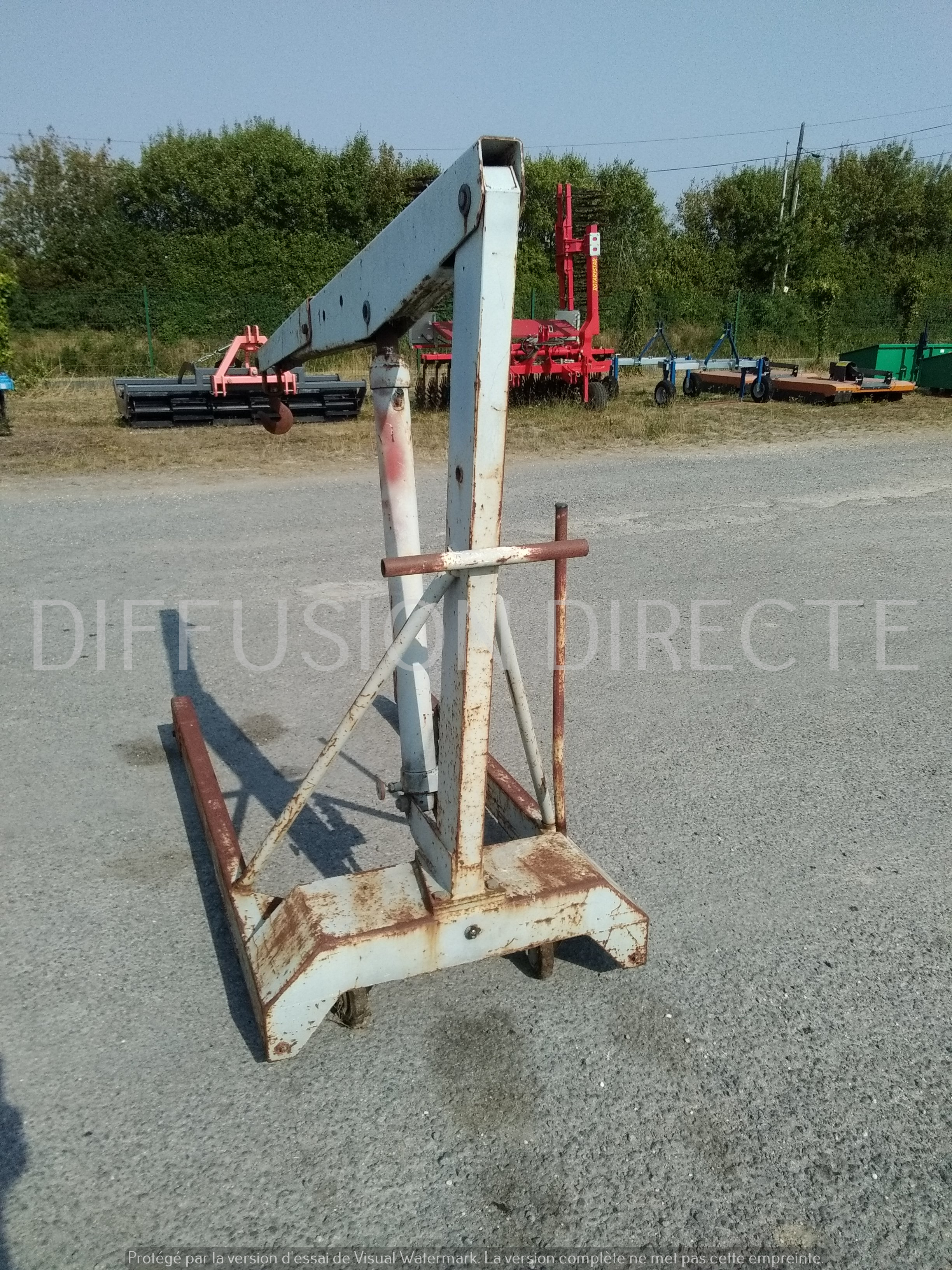  GRUE D'ATELIER Divers