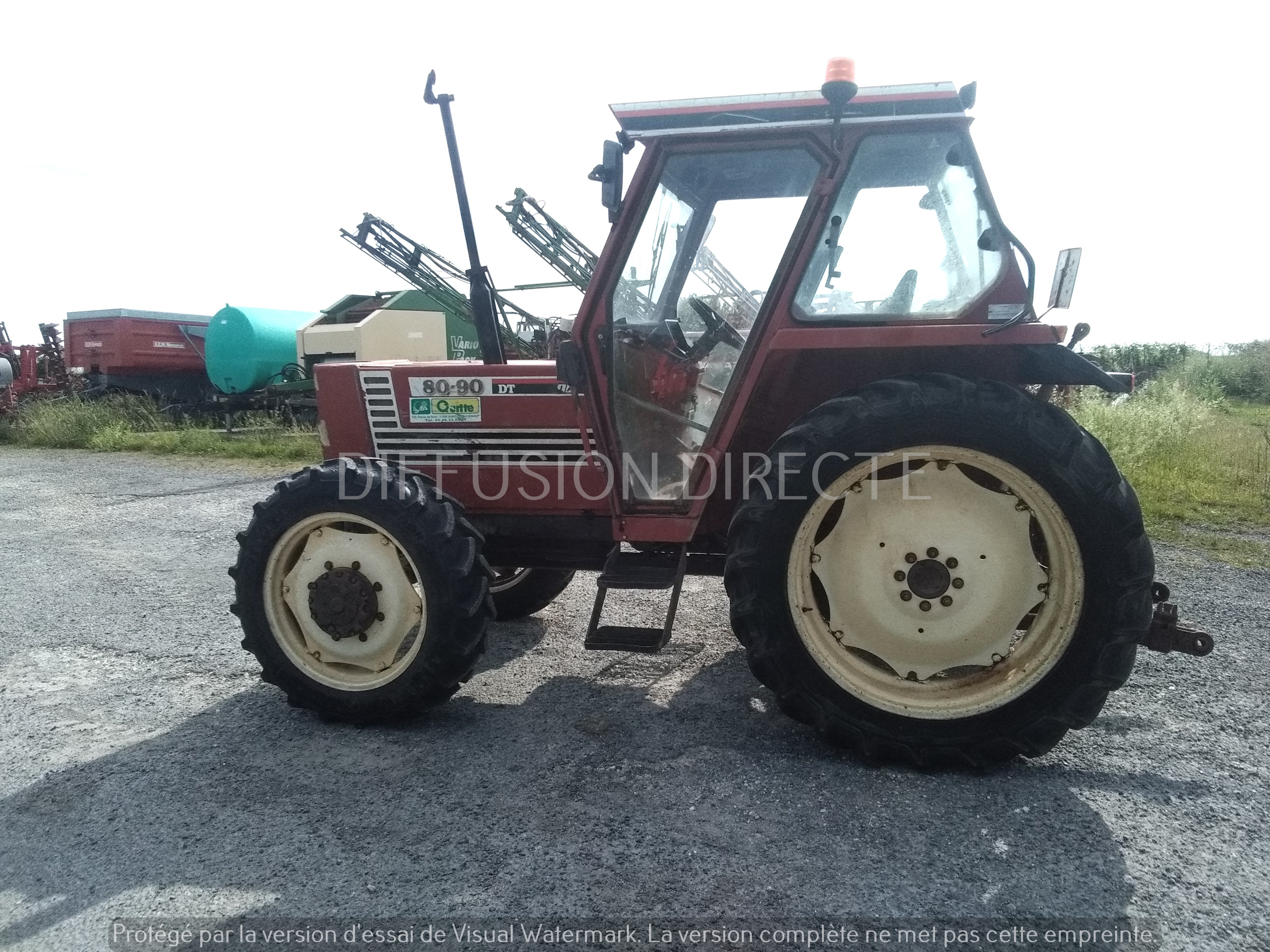FIAT TRACTEUR AGRICOLE 80-90 DT Tracteur