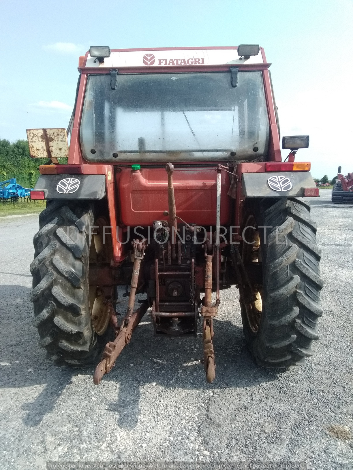 FIAT TRACTEUR AGRICOLE 80-90 DT Tracteur