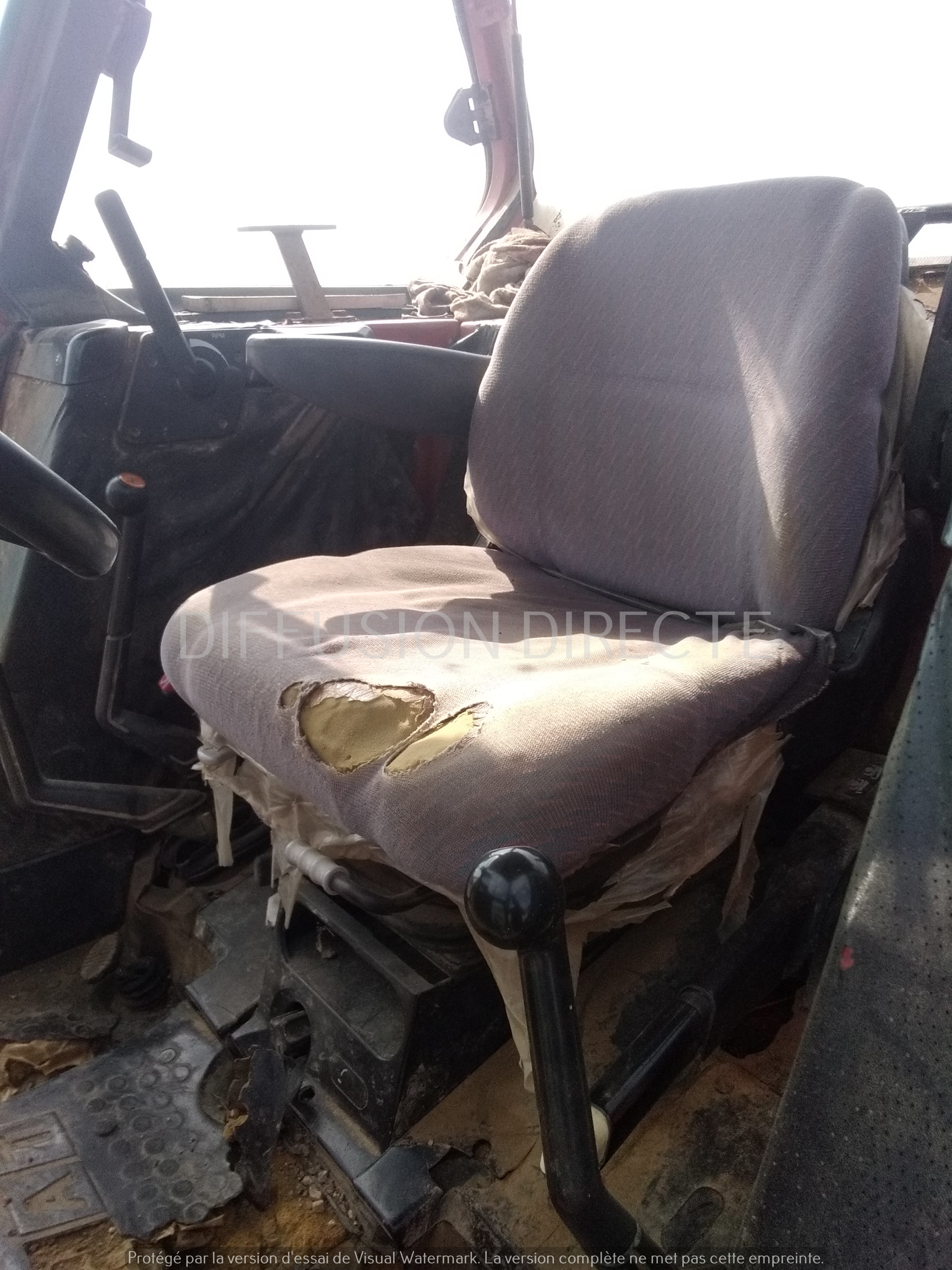 FIAT TRACTEUR AGRICOLE 80-90 DT Tracteur