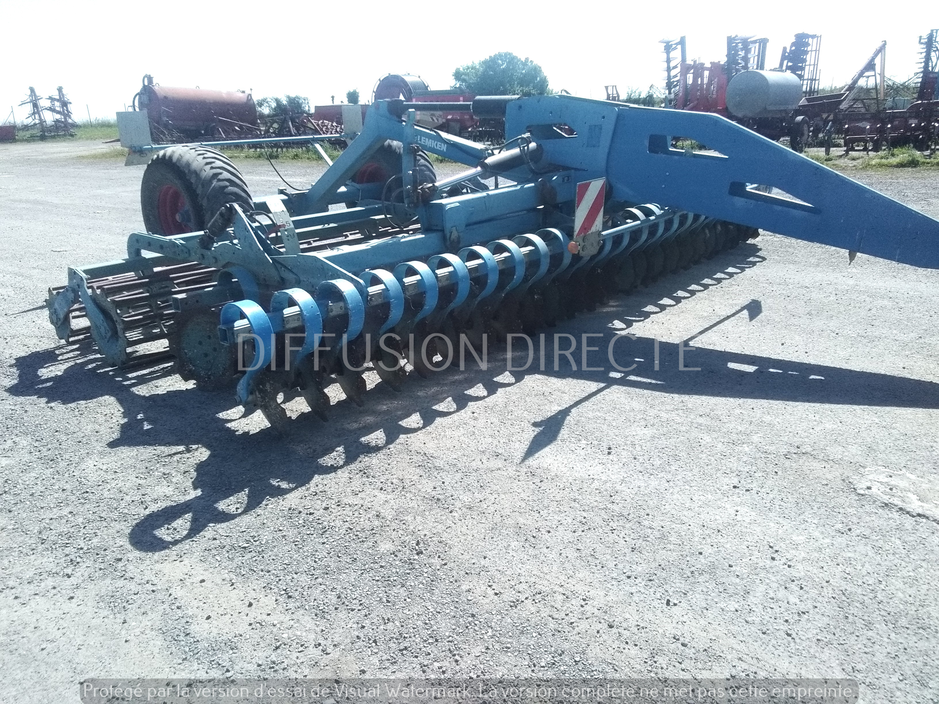 LEMKEN DECHAUMEUR A DISQUES HELIODOR H 8 SF Déchaumeur