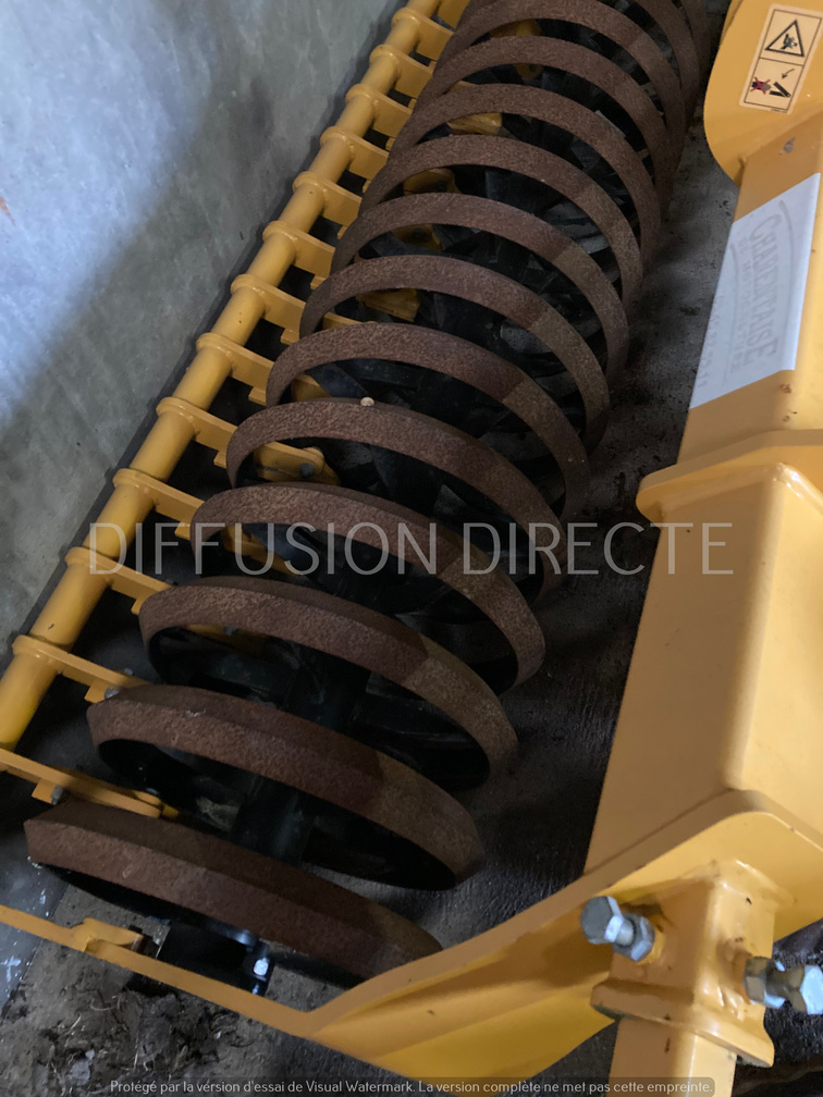 AGRISEM DECHAUMEUR A DISQUES DISC-O-VIGNE Déchaumeur