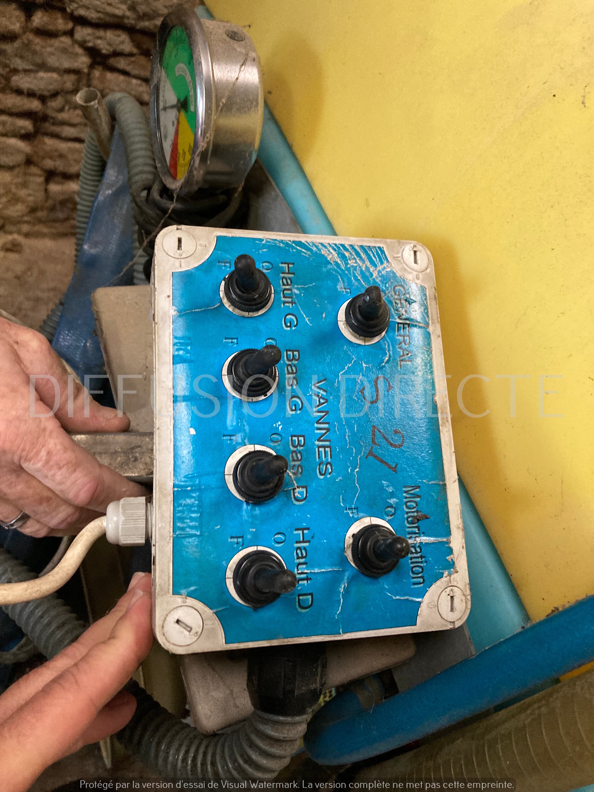 S 21 PULVERISATEUR VIGNE TA 1500 Pulvérisateur