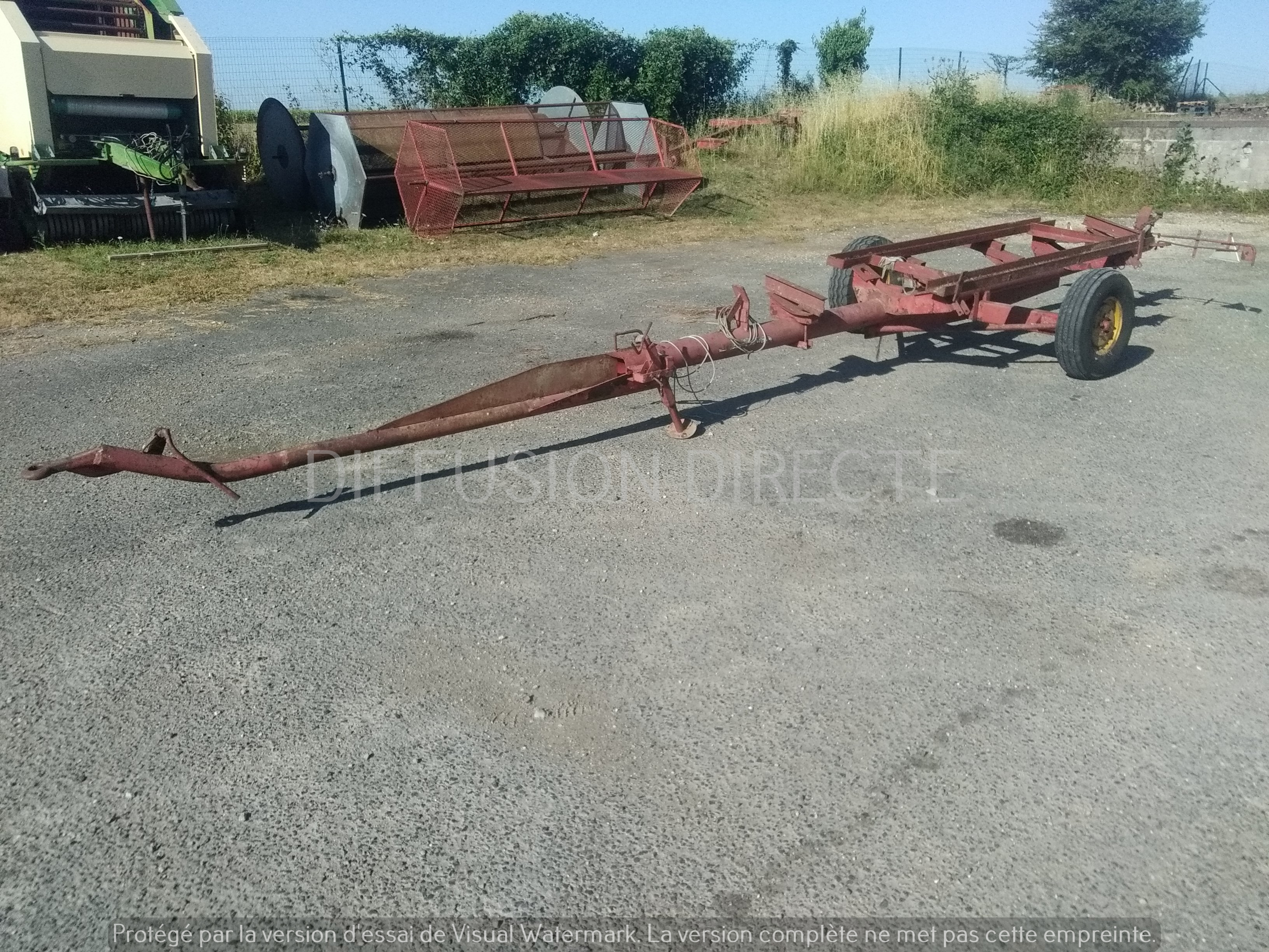 MASSEY FERGUSON CHARIOT DE COUPE 450 Cueilleur - Coupe - Accessoires