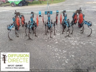 CARRÉ BINEUSE 4R Bineuse - Herse Etrille