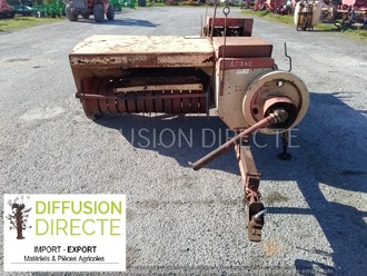 CASE PRESSE MOYENNE DENSITE F 220 Presse - Round Baller