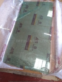  VITRE CABINE : VITRE DE PARE-BRISE POUR TRACTEURS FIAT Destockage pièces neuves et occasions