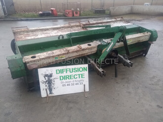 LAGARDE BROYEUR A AXE HORIZONTAL 320 Broyeur - Gyro - Epareuse