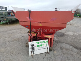 KUHN DISTRIBUTEUR D'ENGRAIS MDS 932 Distributeur d'Engrais