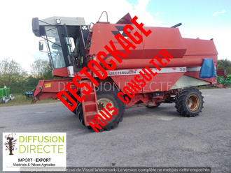 MASSEY FERGUSON MOISSONNEUSE BATTEUSE 32 Moissonneuse Batteuse - Ensileuse