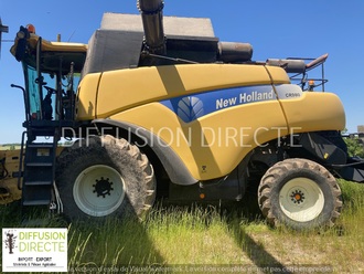 NEW HOLLAND MOISSONNEUSE CR 980 Moissonneuse Batteuse - Ensileuse